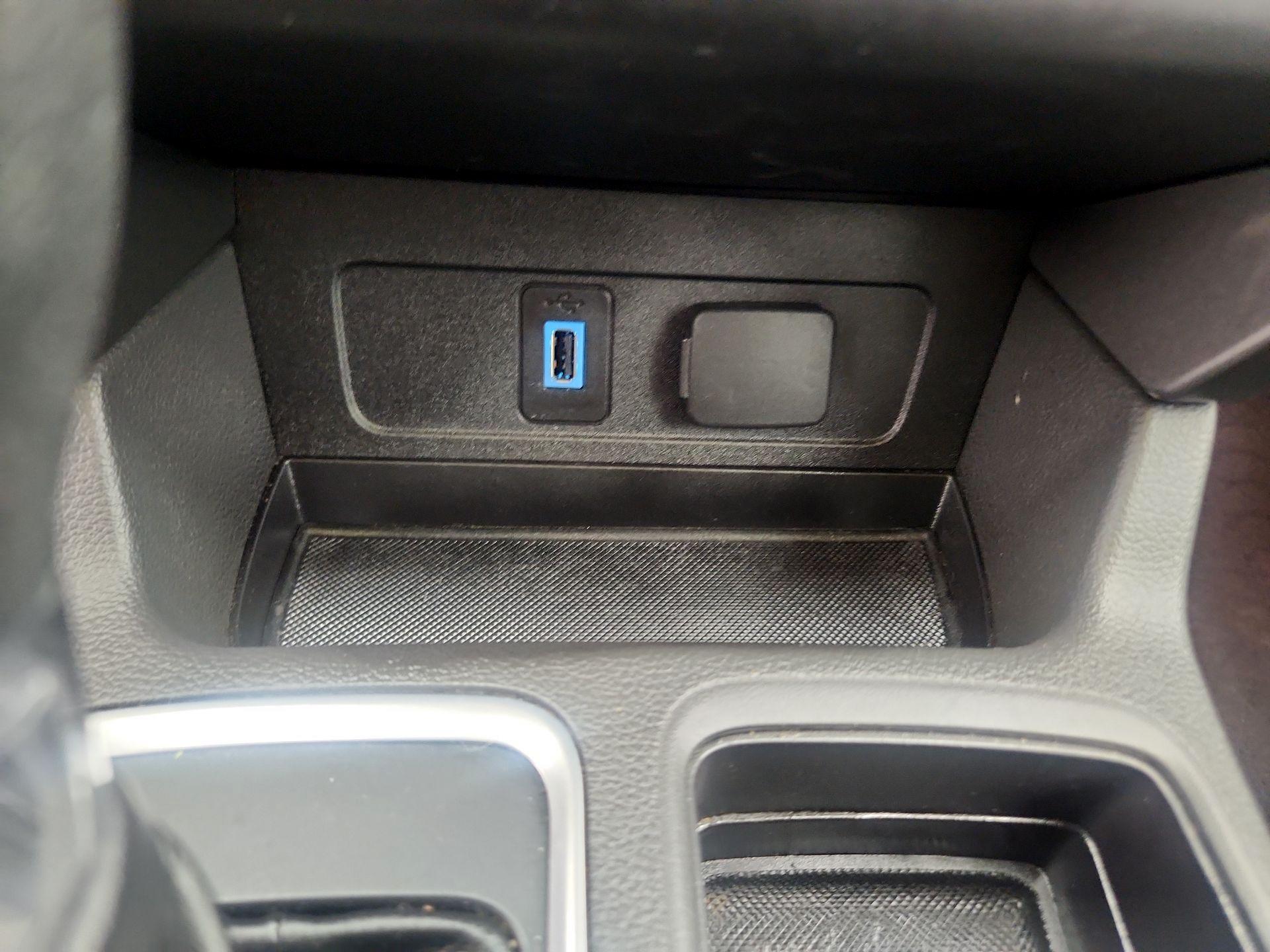 Thumbnail: 2017 Ford Escape - 18