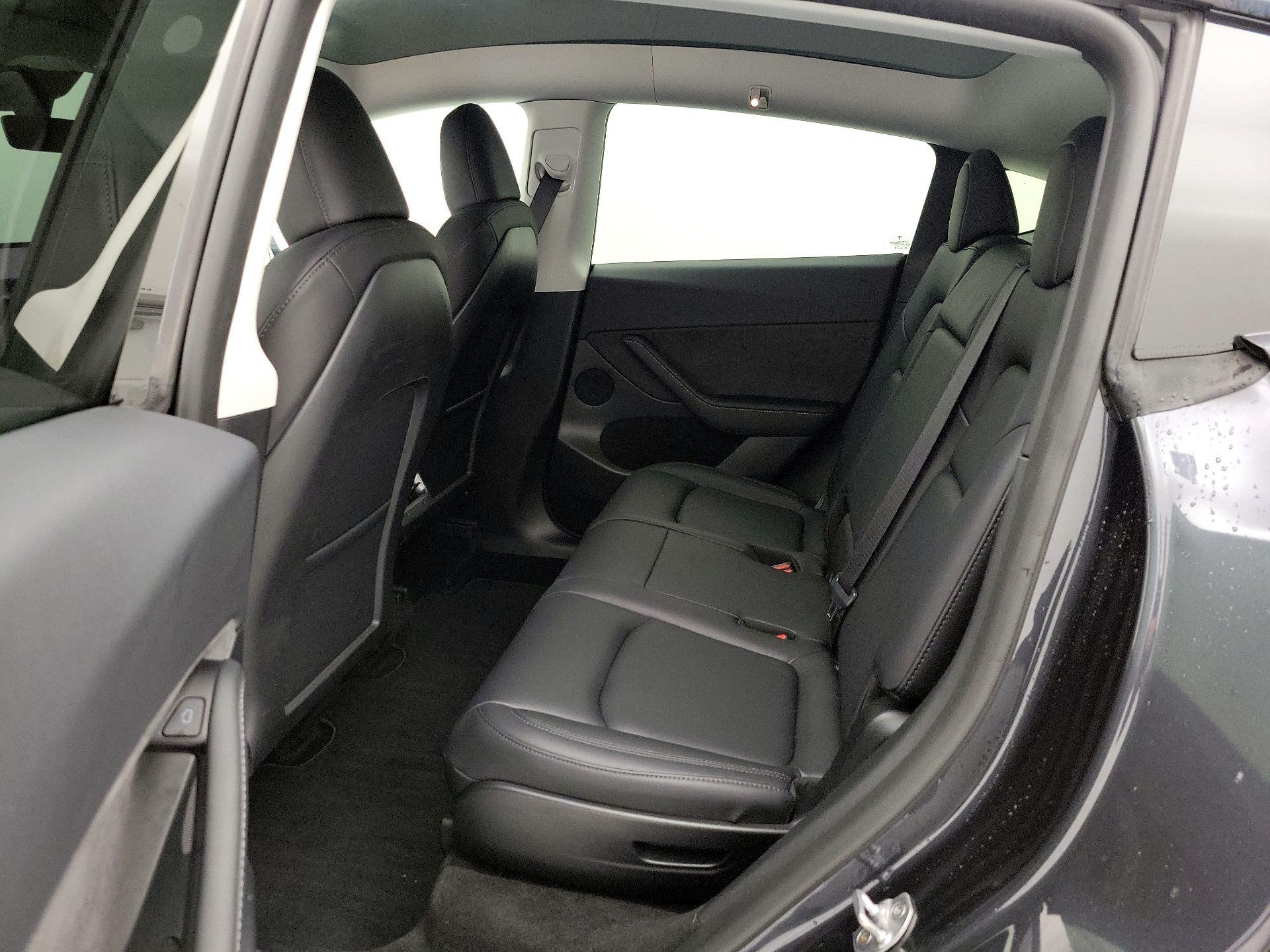 Thumbnail: 2024 Tesla Model Y - 18