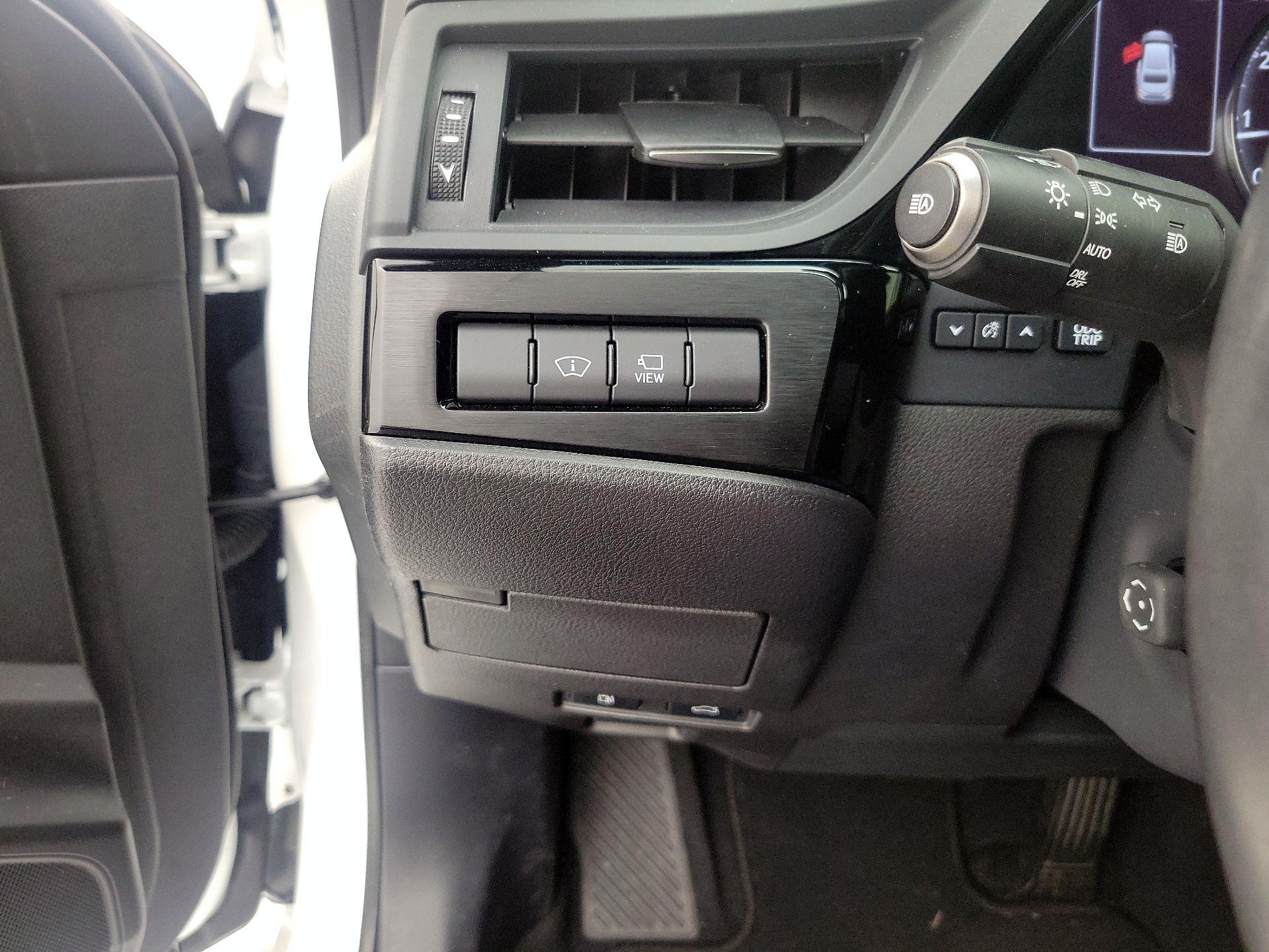 Thumbnail: 2024 Lexus ES - 13