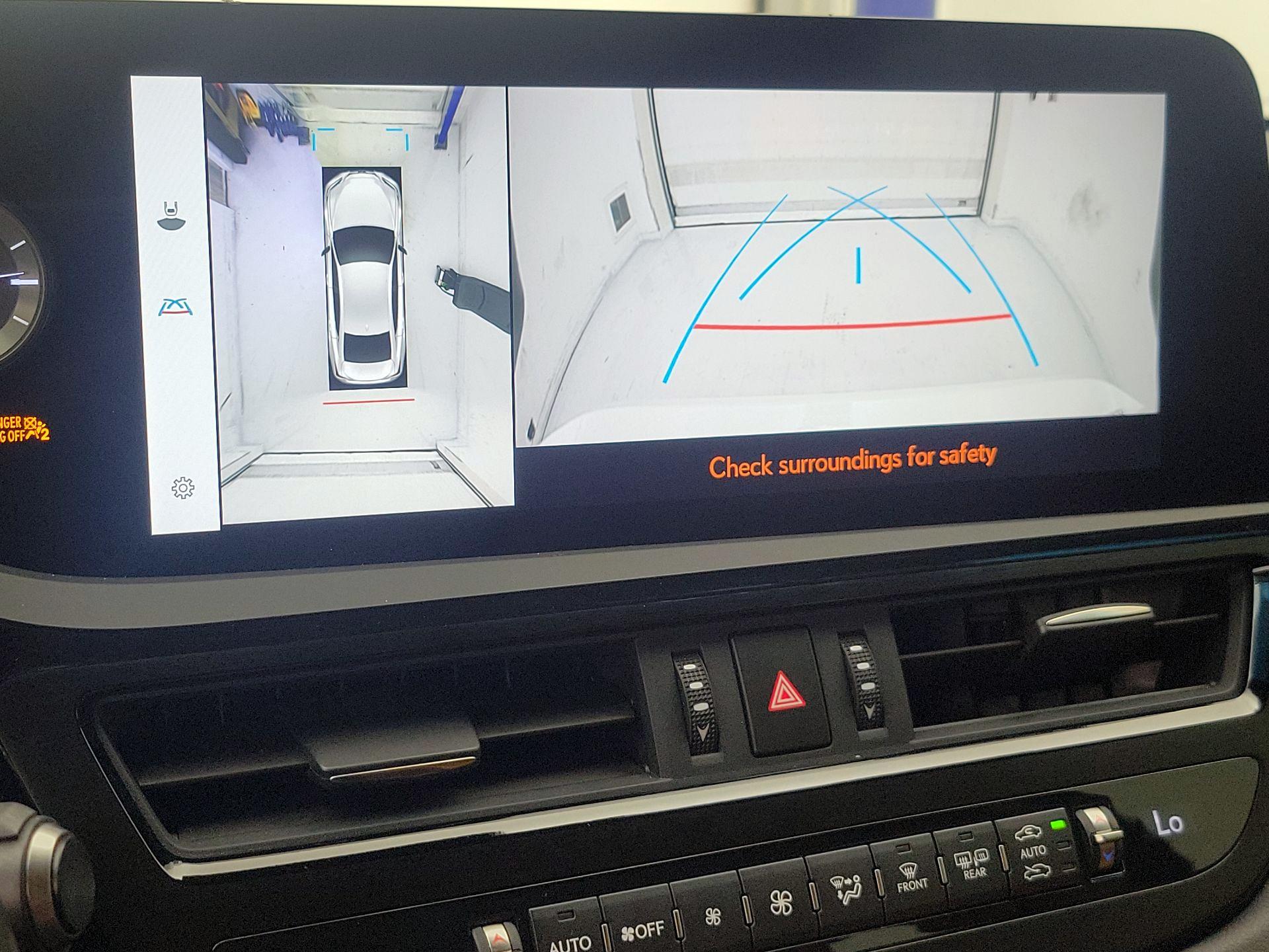 Thumbnail: 2024 Lexus ES - 15