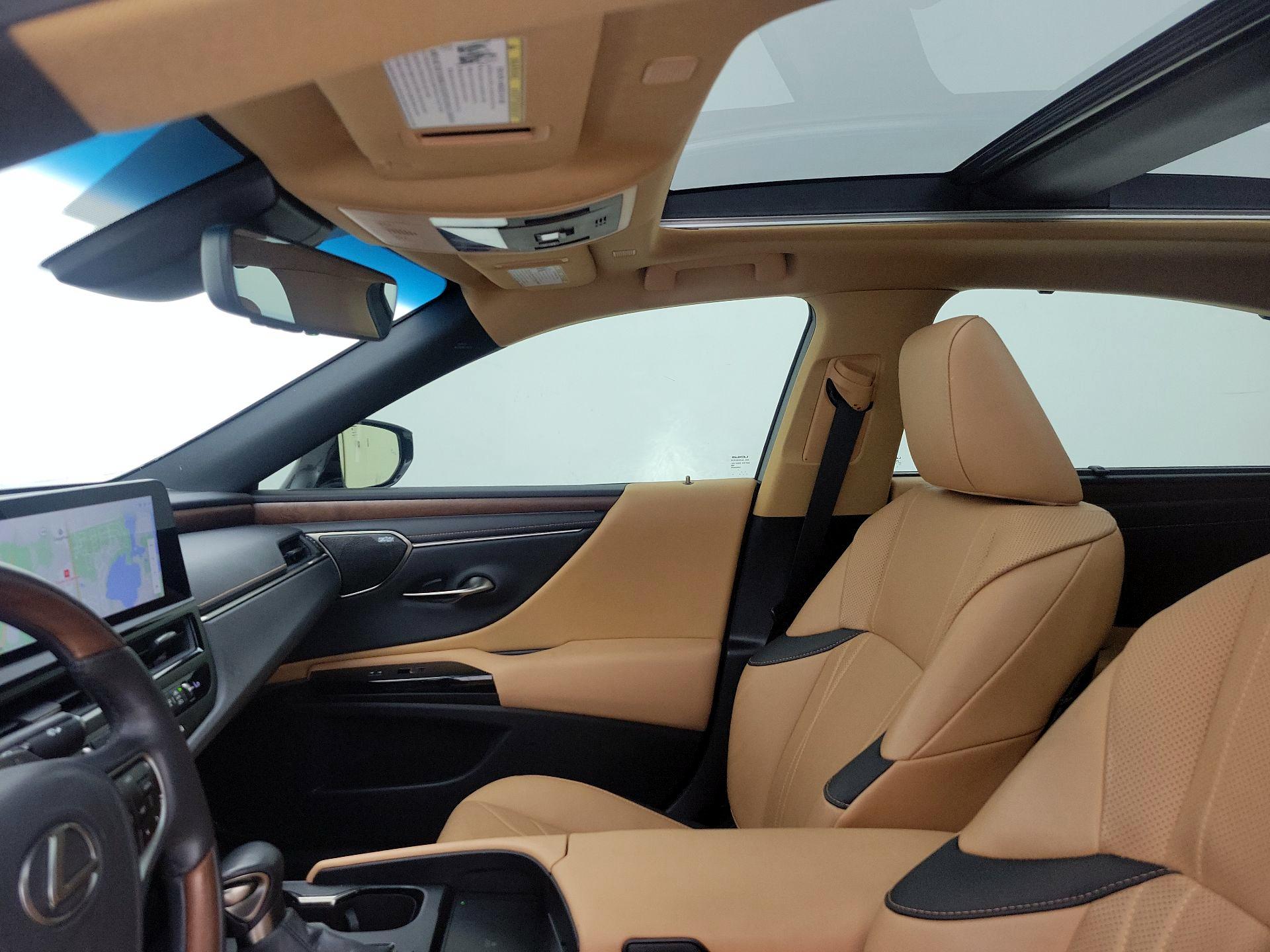 Thumbnail: 2024 Lexus ES - 20