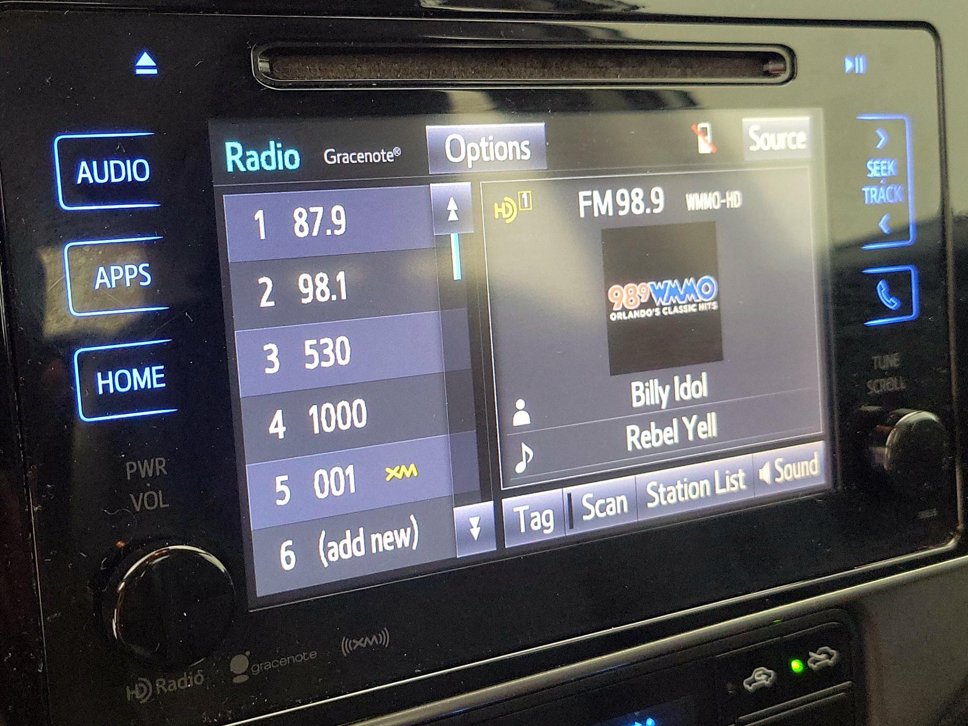 Thumbnail: 2017 Toyota Corolla - 15