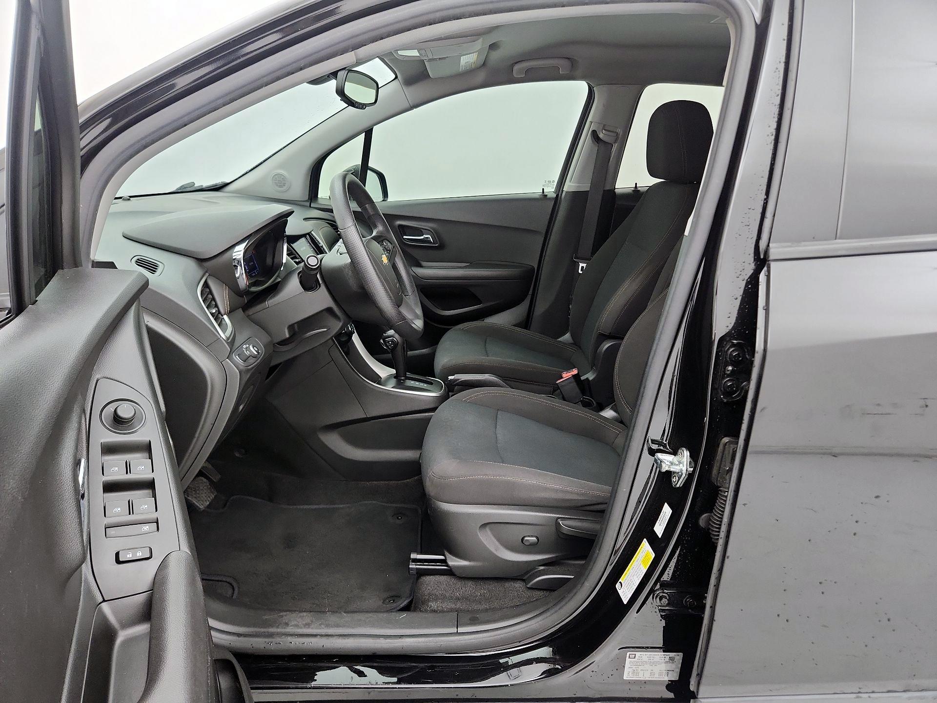 Thumbnail: 2020 Chevrolet Trax - 11