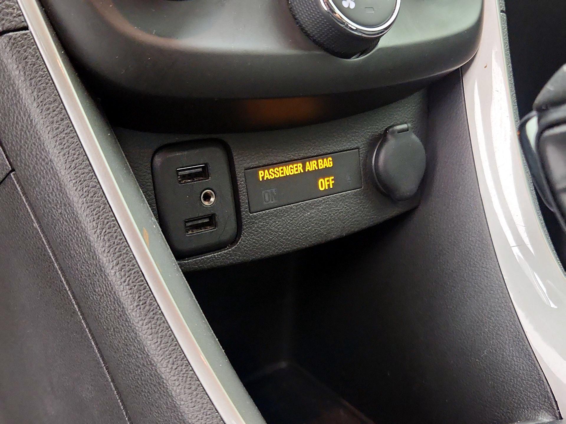 Thumbnail: 2020 Chevrolet Trax - 18