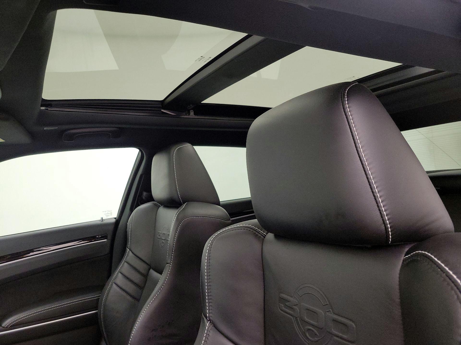 Thumbnail: 2023 Chrysler 300 - 20