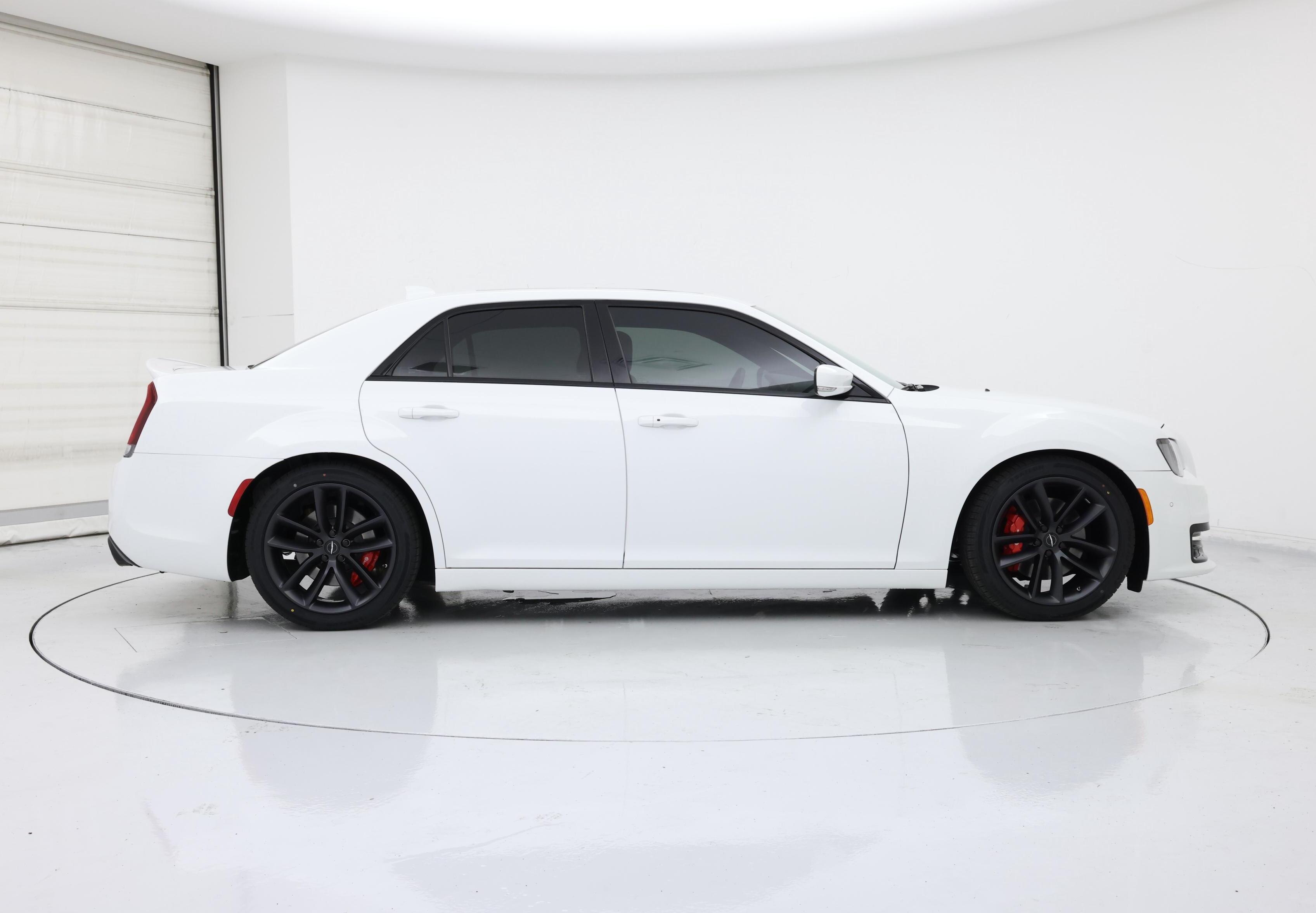 Thumbnail: 2023 Chrysler 300 - 7