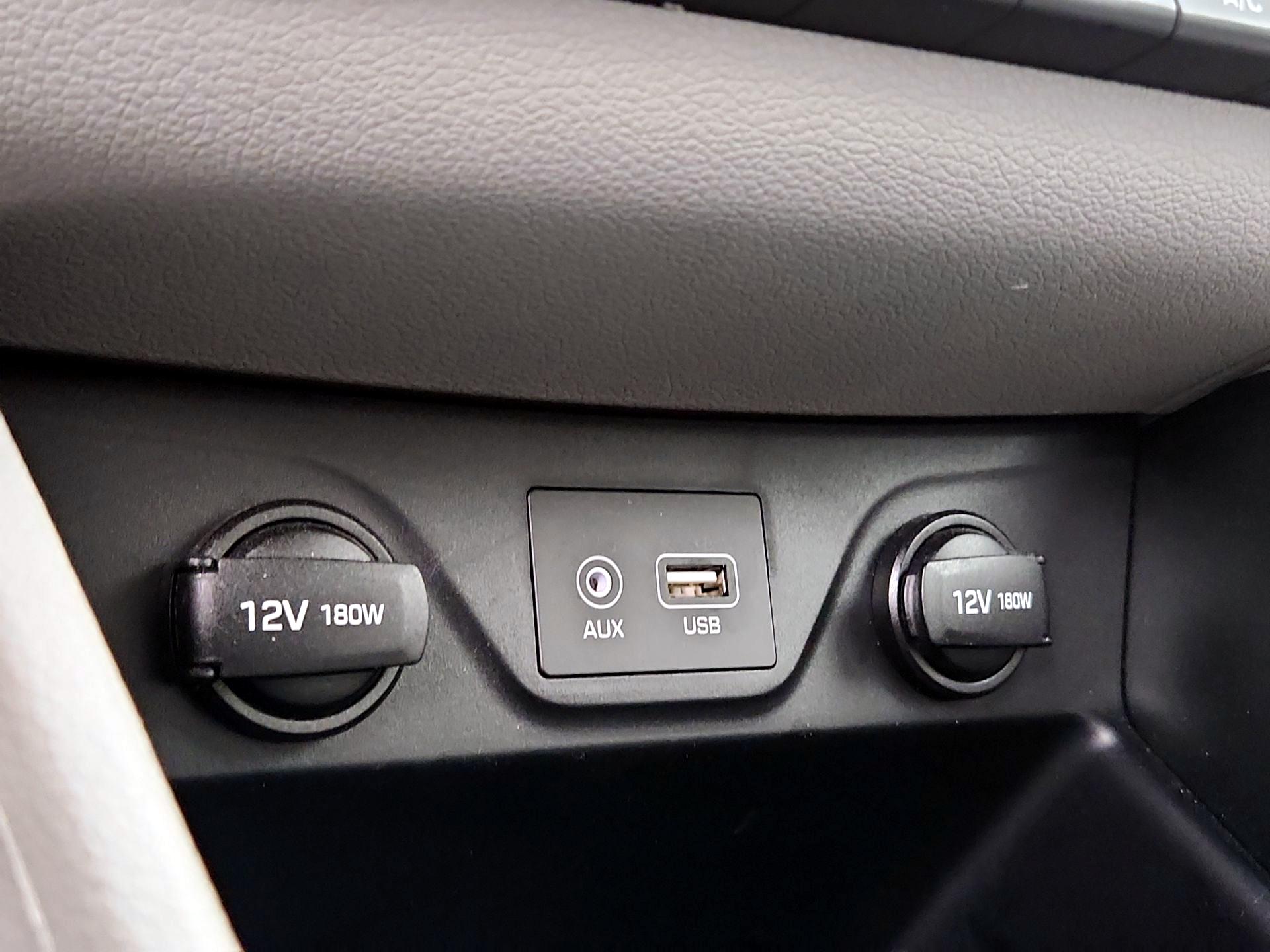 Thumbnail: 2020 Hyundai Tucson - 18