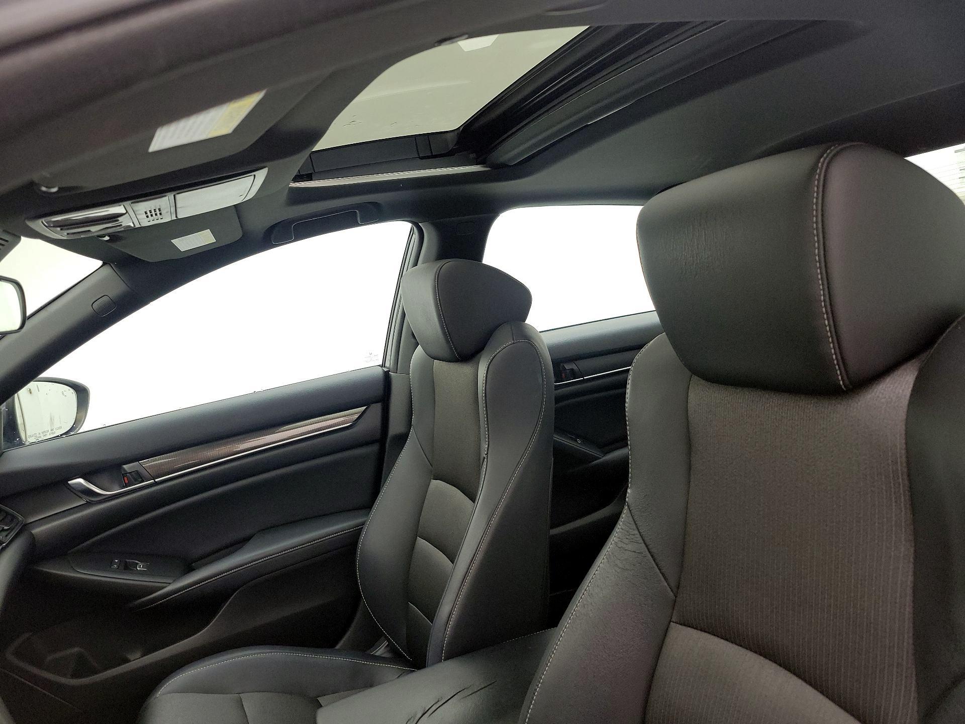 Thumbnail: 2018 Honda Accord - 19