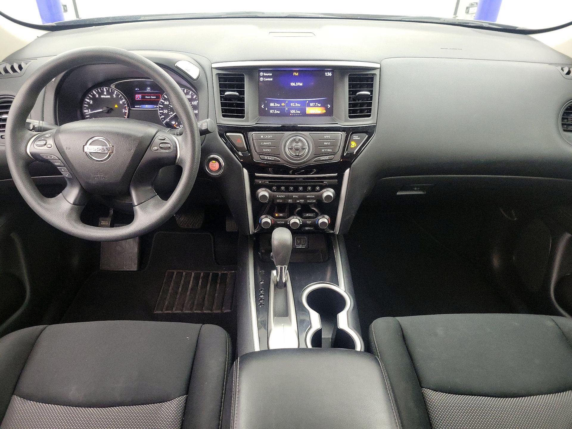 Thumbnail: 2019 Nissan Pathfinder - 9