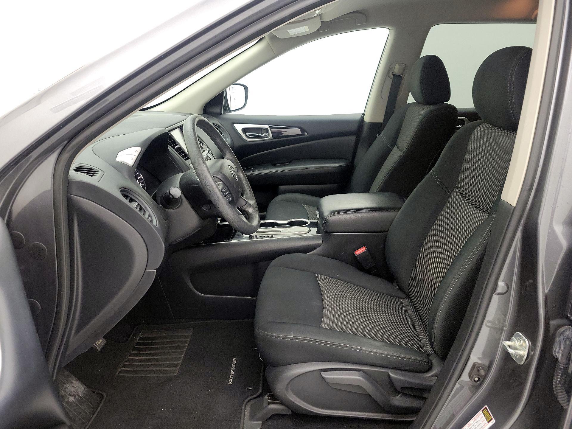 Thumbnail: 2019 Nissan Pathfinder - 11