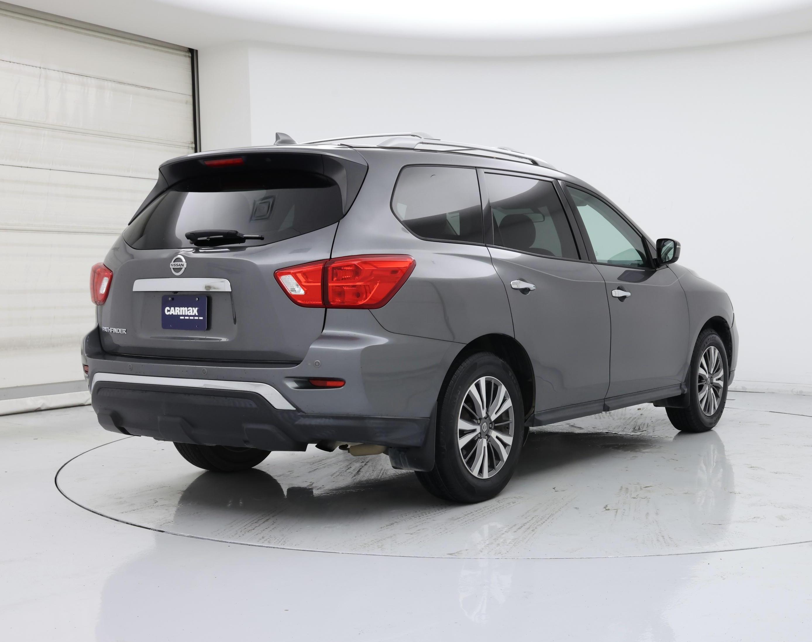 Thumbnail: 2019 Nissan Pathfinder - 8