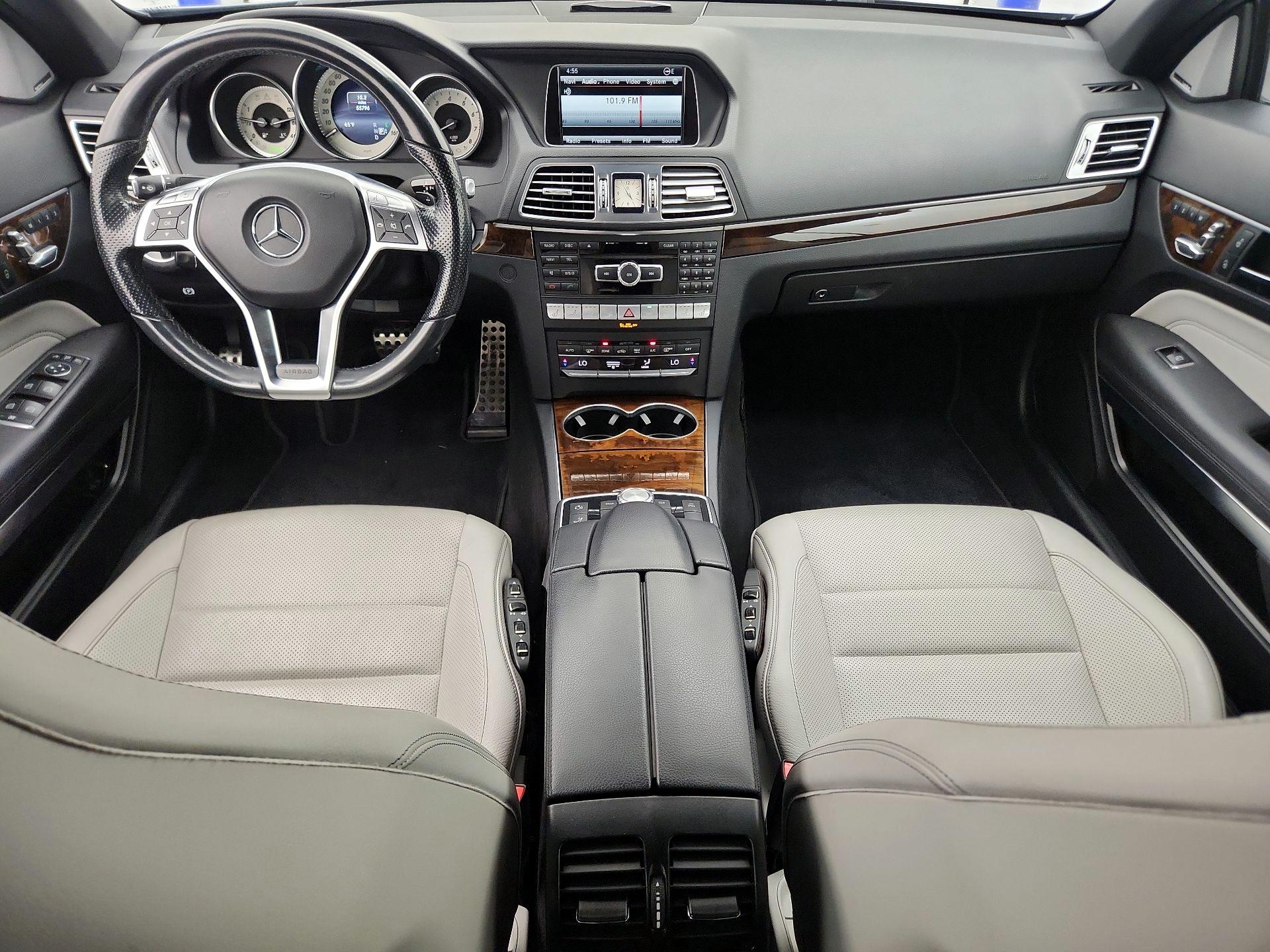 Thumbnail: 2015 Mercedes-Benz E-Class - 9