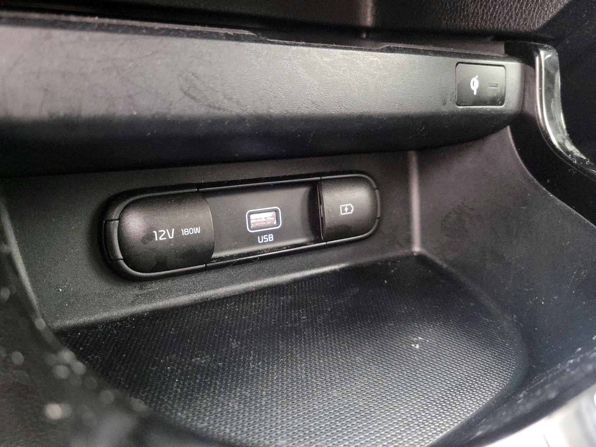 Thumbnail: 2023 Kia Seltos - 19