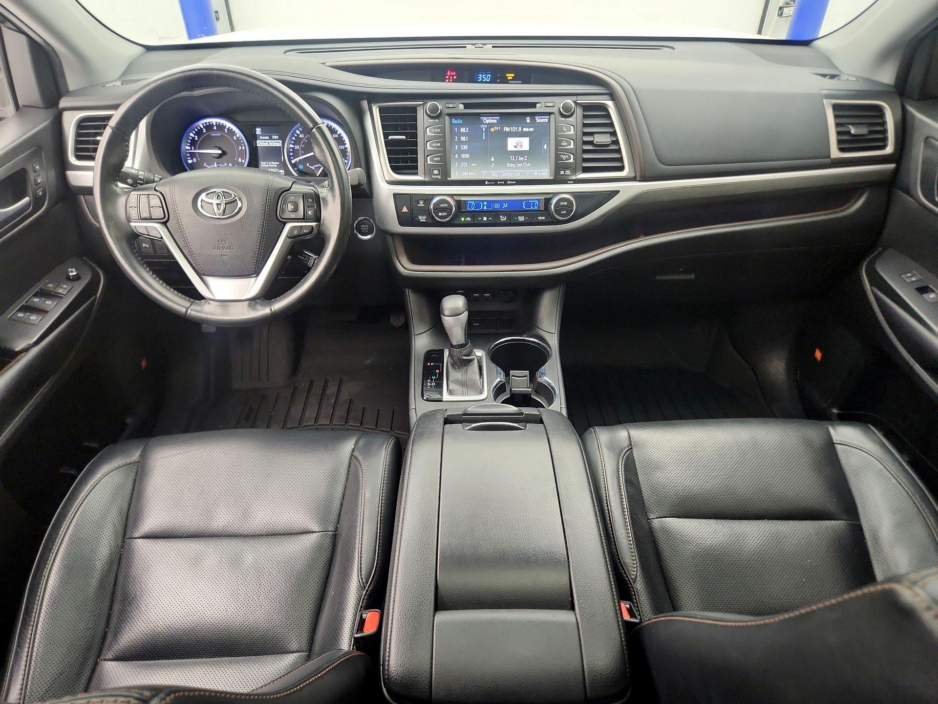 Thumbnail: 2019 Toyota Highlander - 9