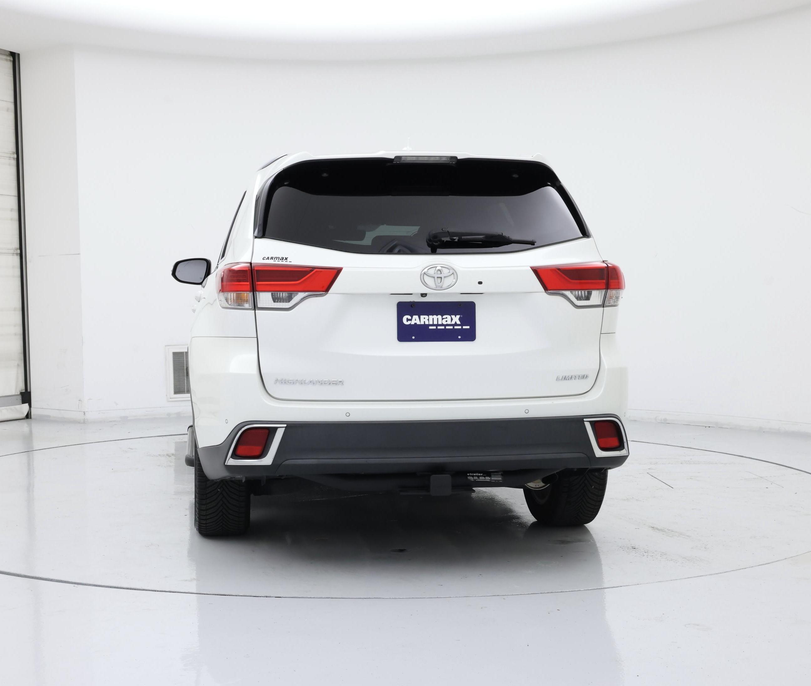 Thumbnail: 2019 Toyota Highlander - 6