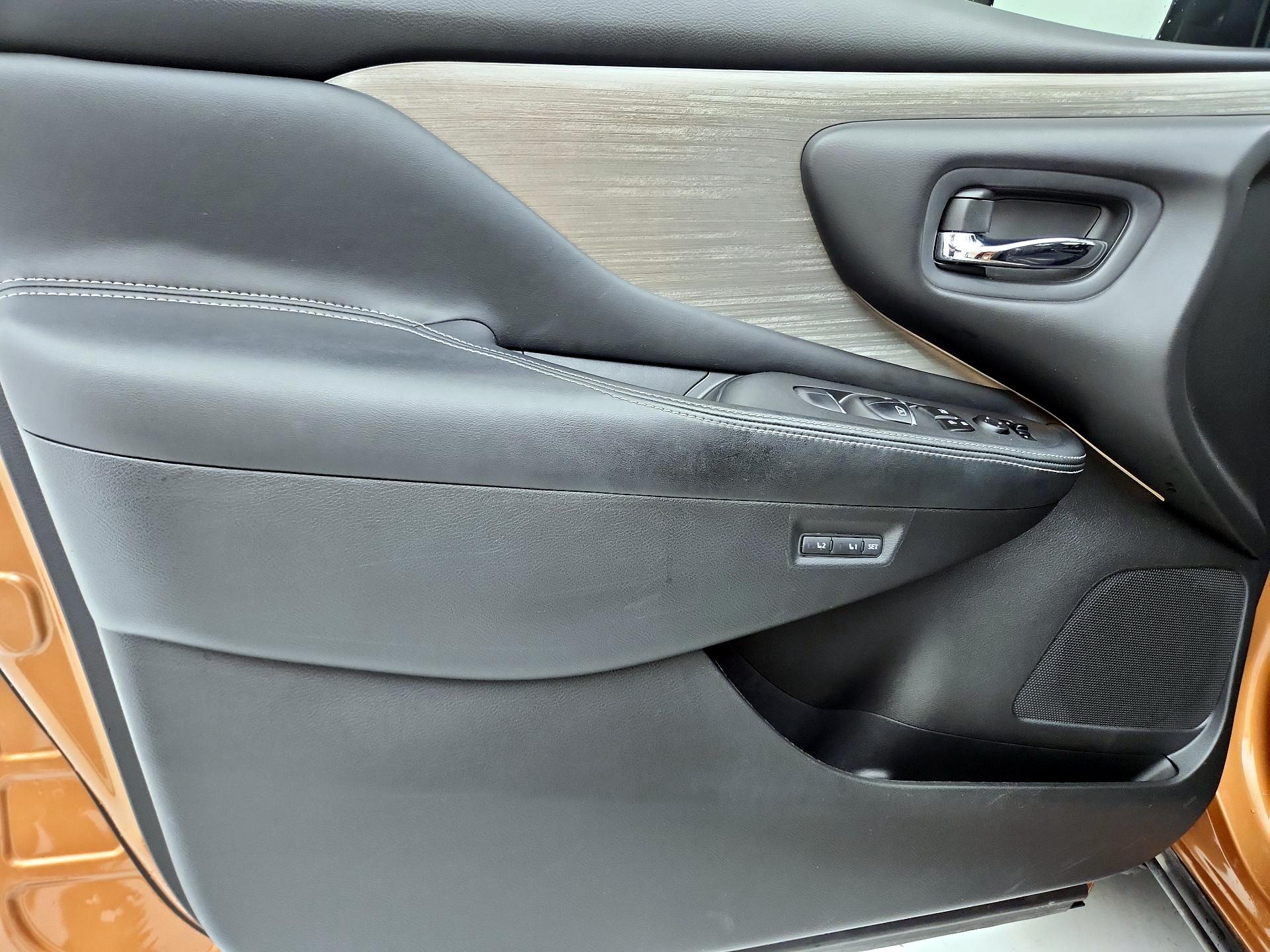 Thumbnail: 2017 Nissan Murano - 12