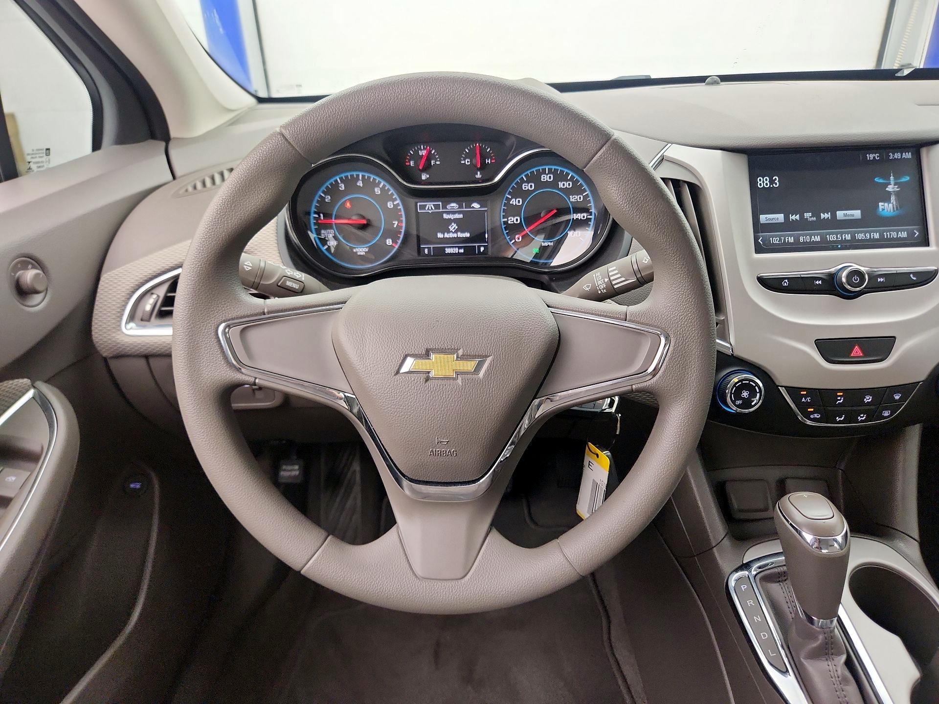 Thumbnail: 2016 Chevrolet Cruze - 10