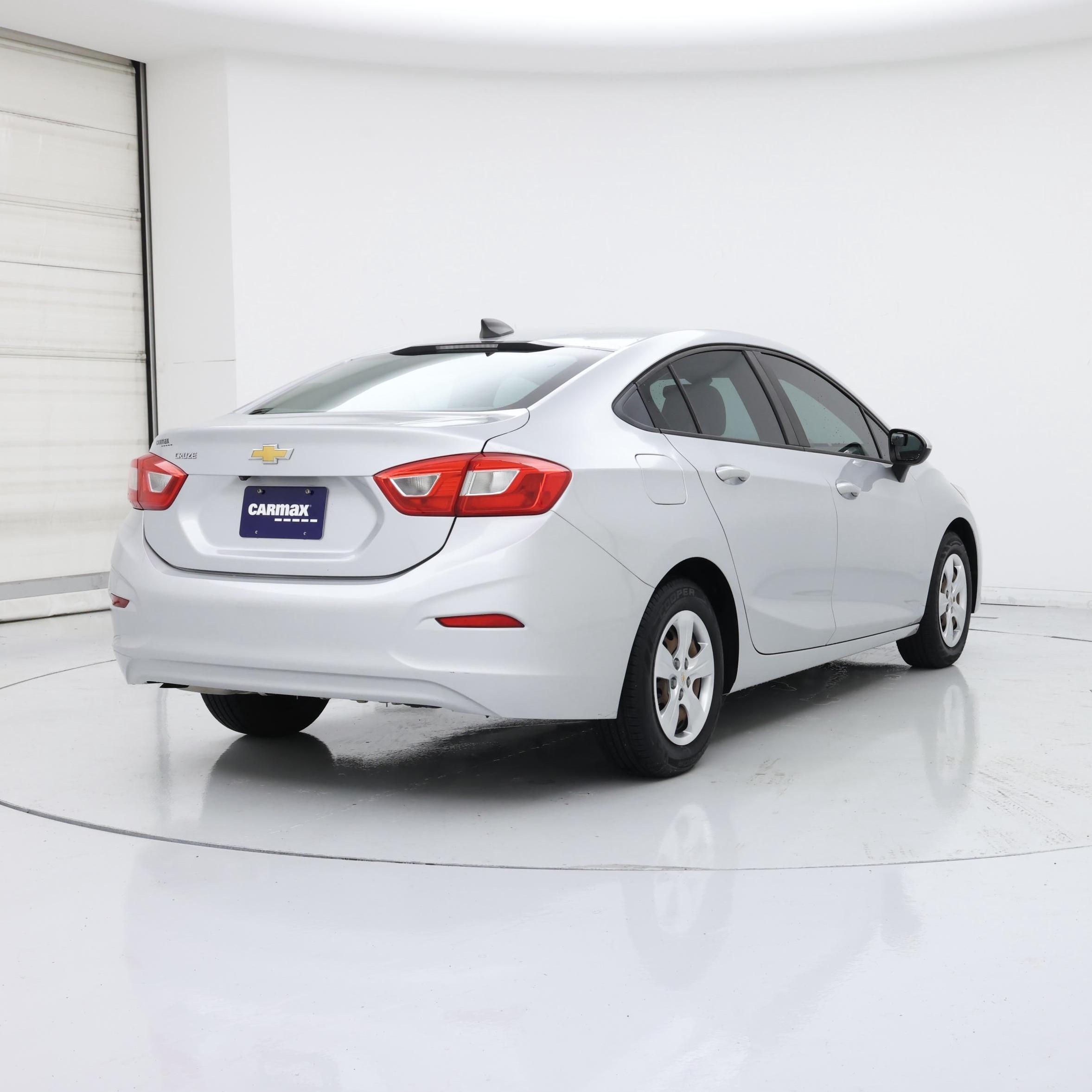 Thumbnail: 2016 Chevrolet Cruze - 8