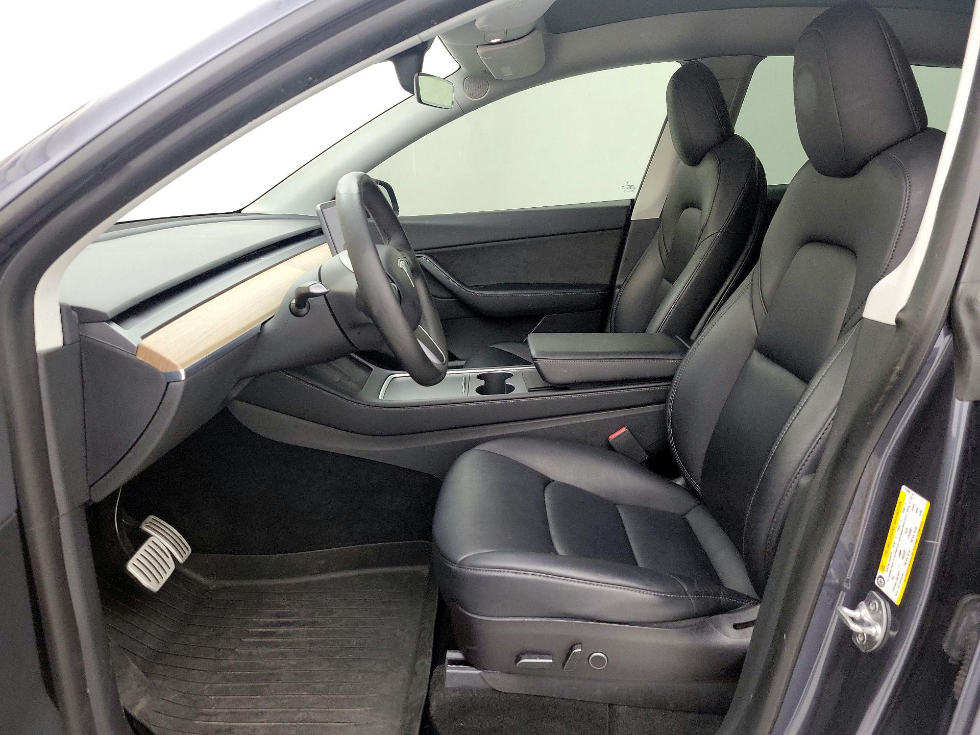 Thumbnail: 2022 Tesla Model Y - 11