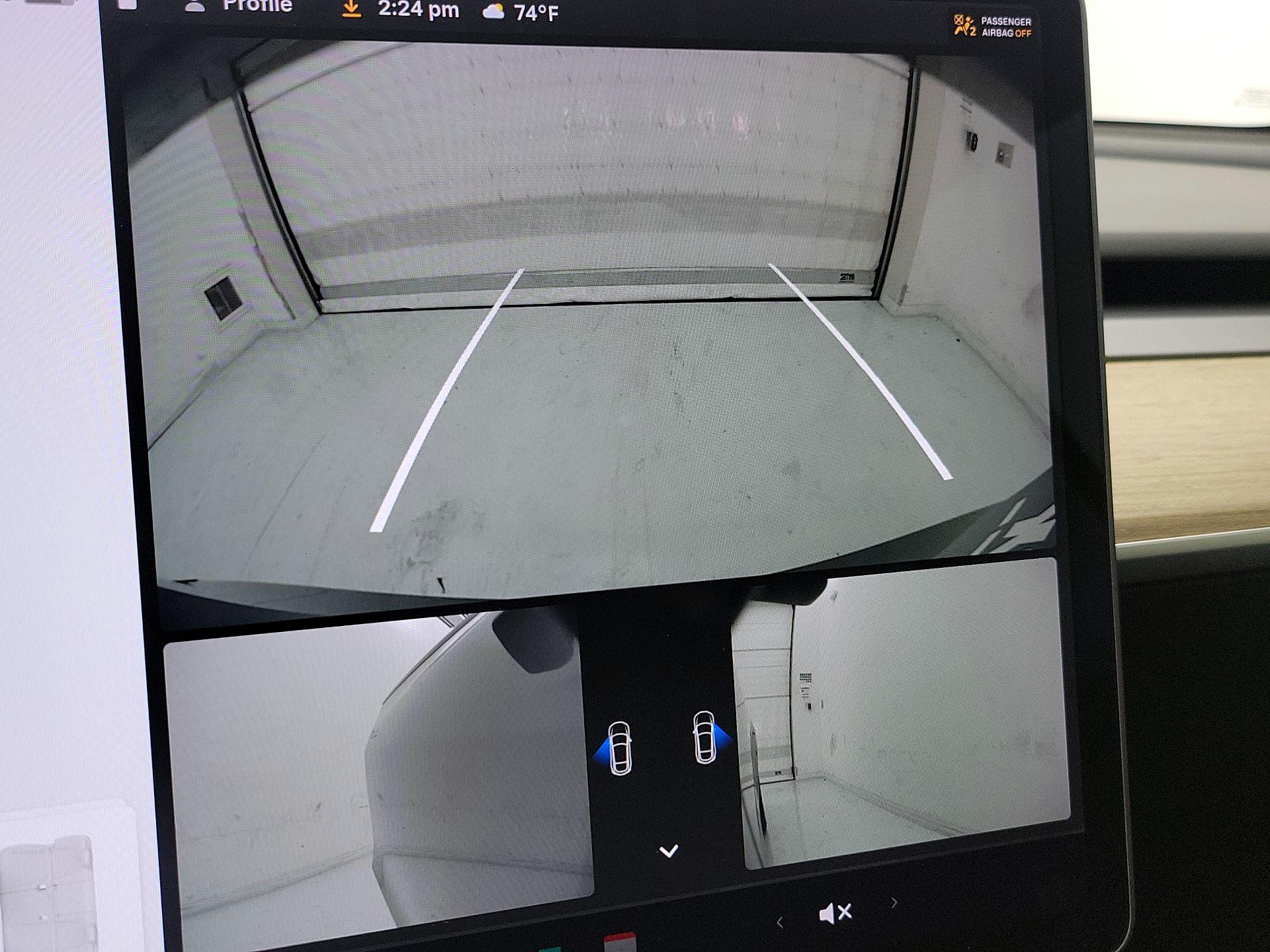 Thumbnail: 2022 Tesla Model Y - 14