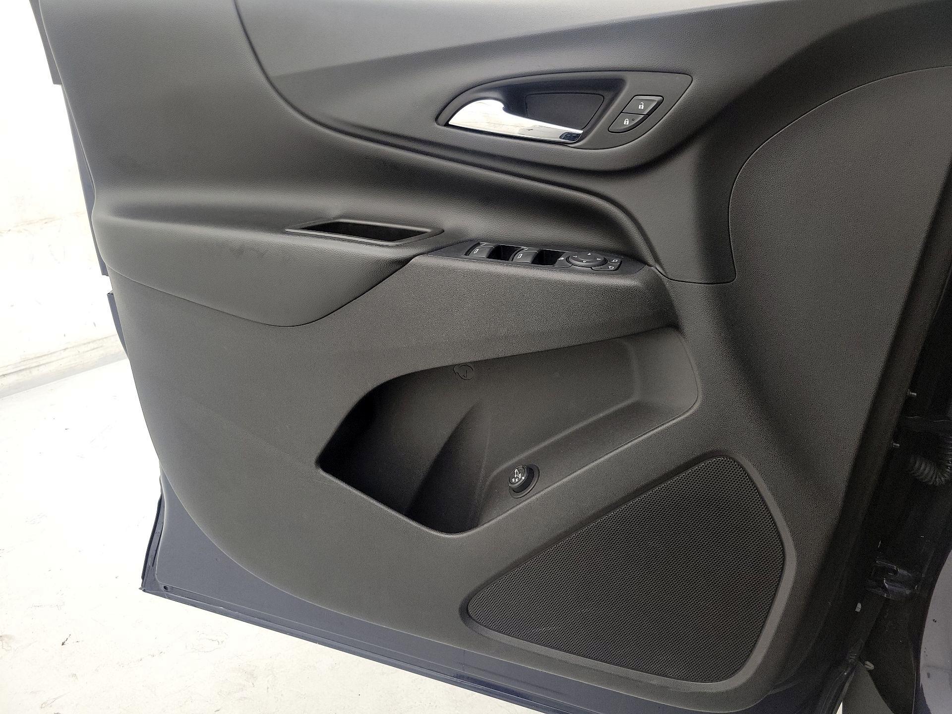 Thumbnail: 2019 Chevrolet Equinox - 12