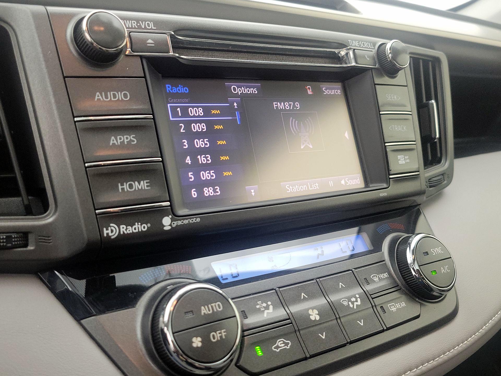 Thumbnail: 2015 Toyota RAV4 - 16