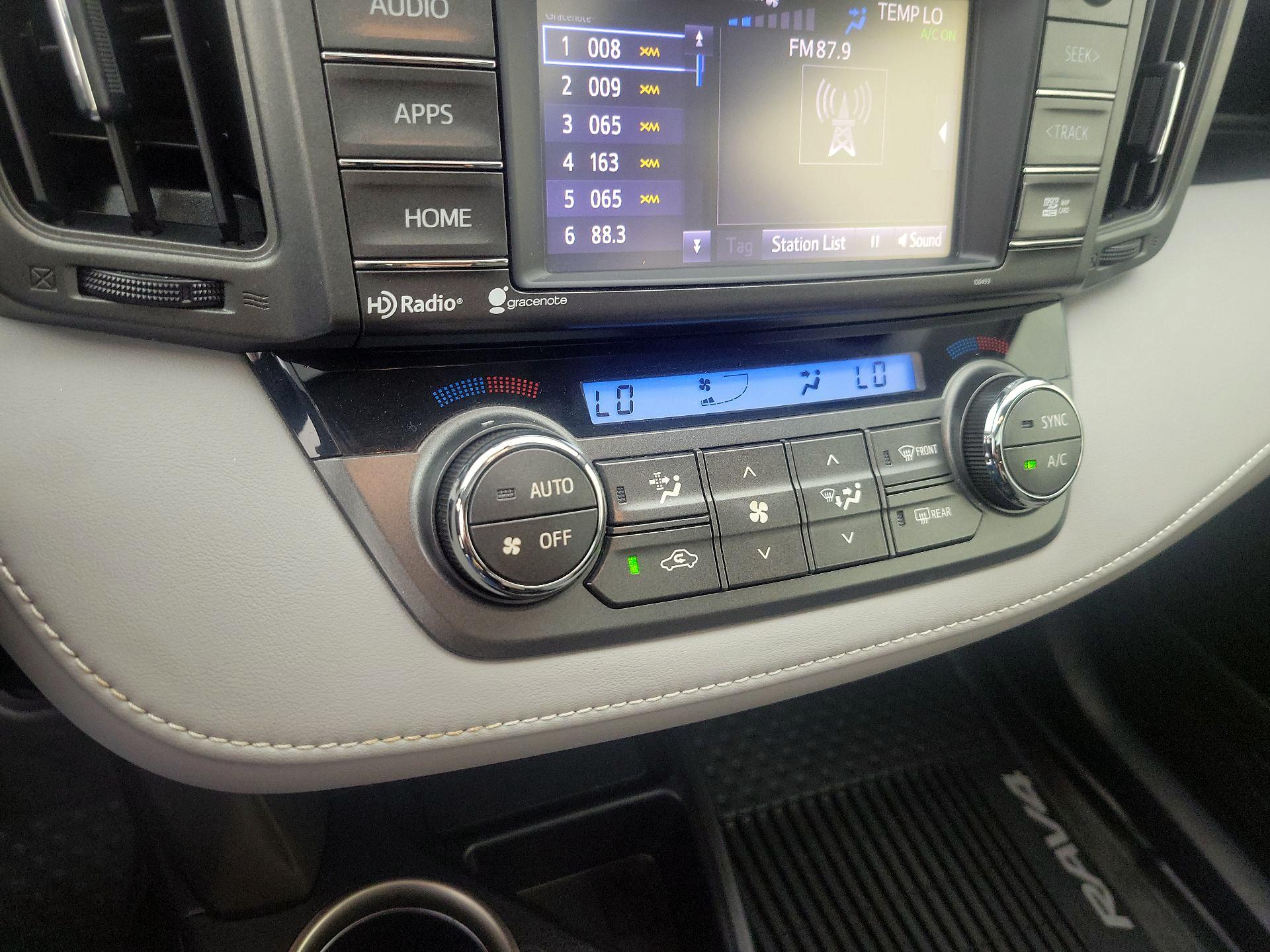 Thumbnail: 2015 Toyota RAV4 - 17