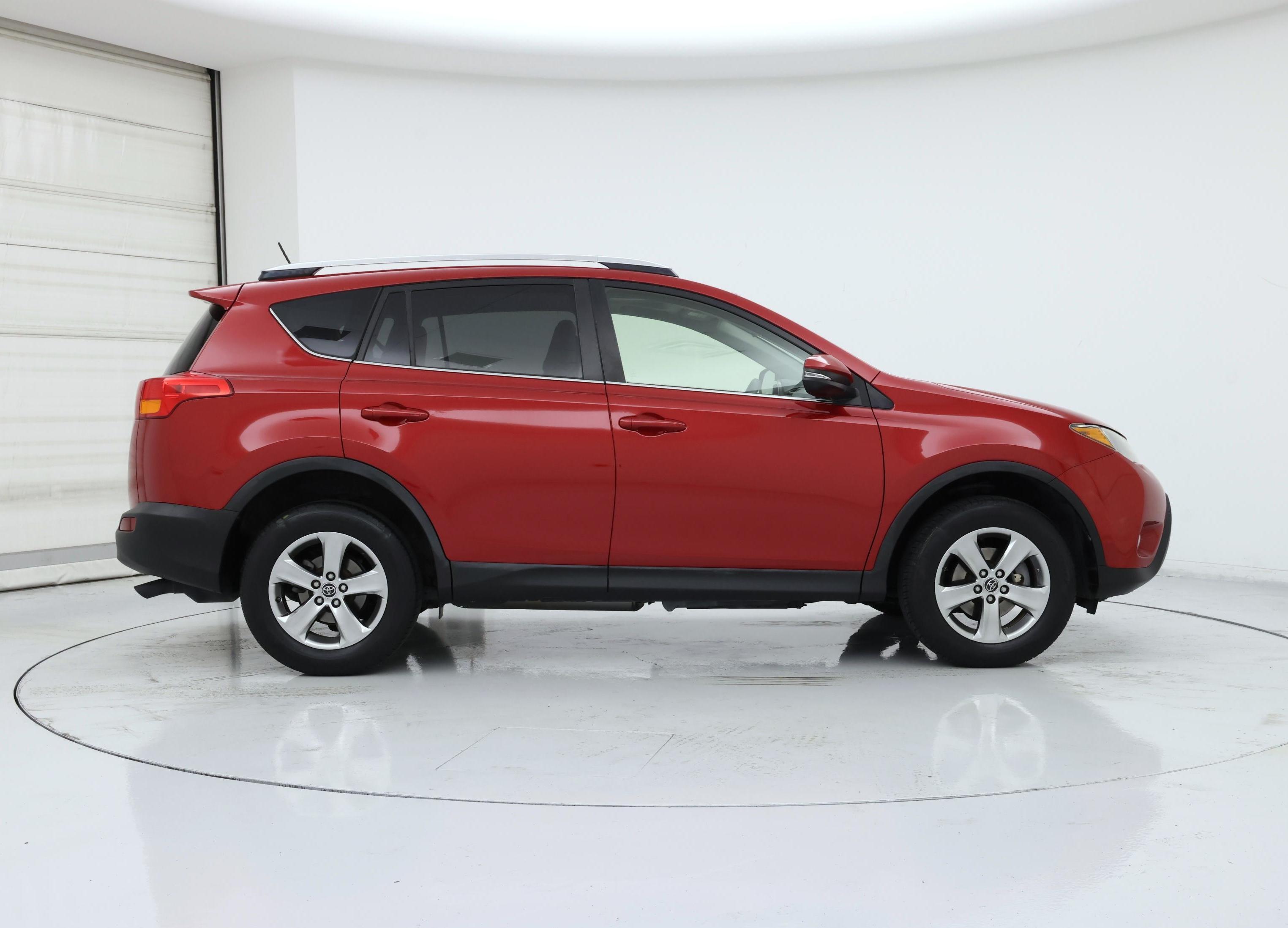 Thumbnail: 2015 Toyota RAV4 - 7