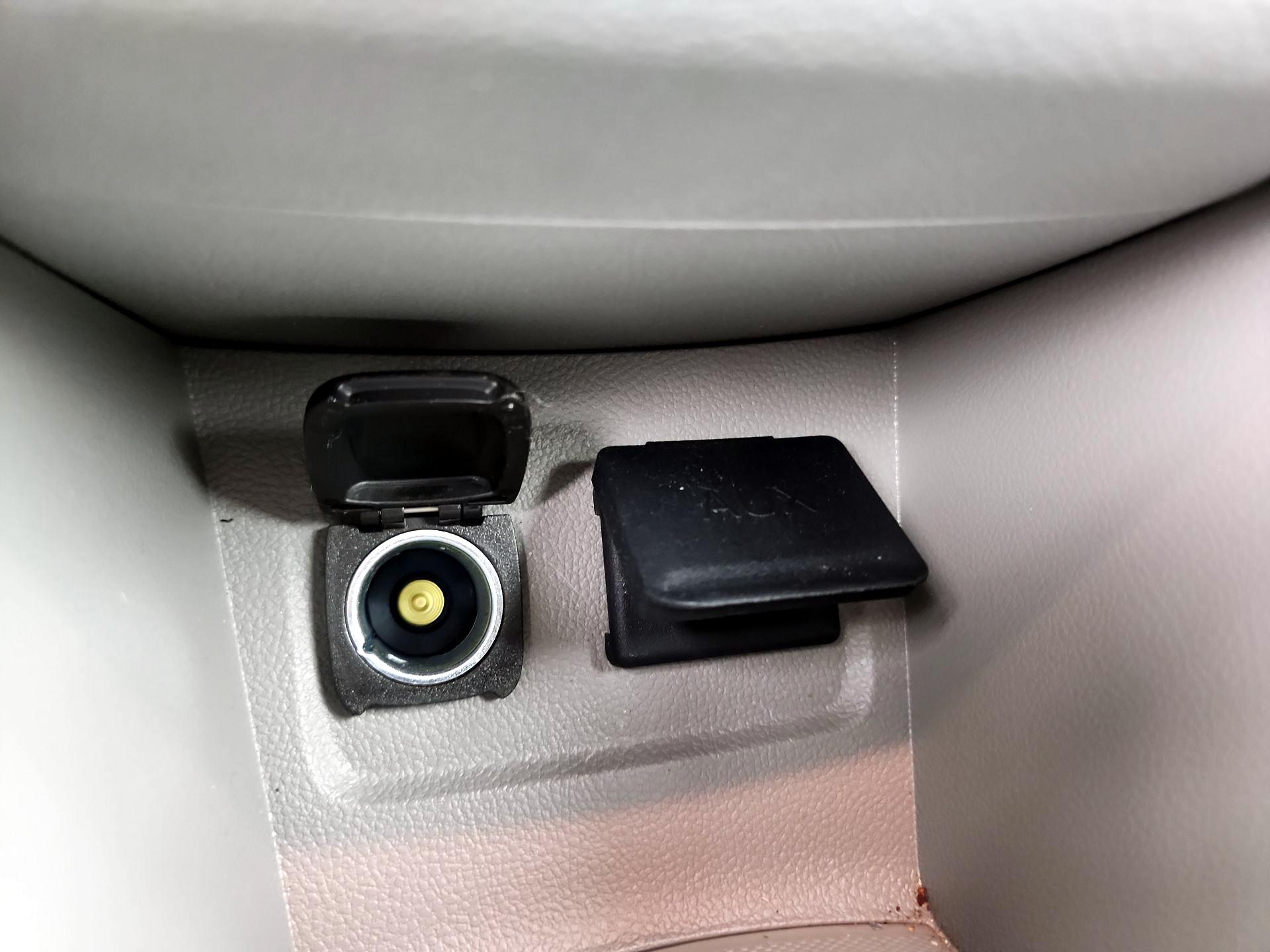 Thumbnail: 2015 Buick Encore - 18