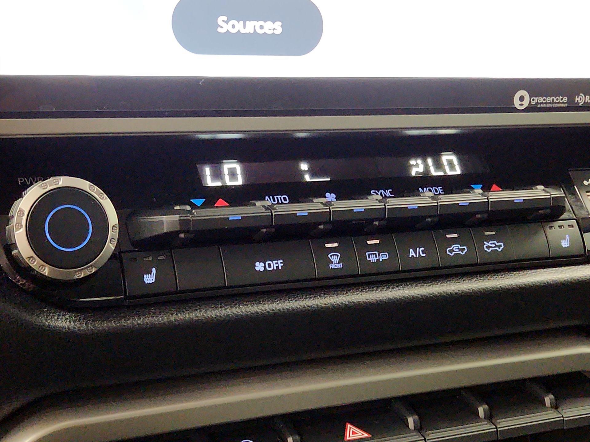 Thumbnail: 2024 Toyota Tundra - 16