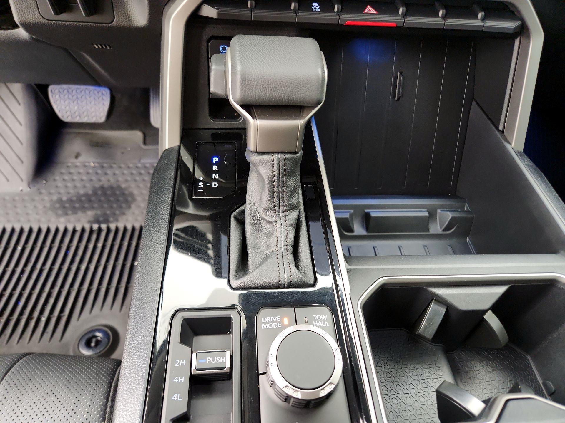 Thumbnail: 2024 Toyota Tundra - 17