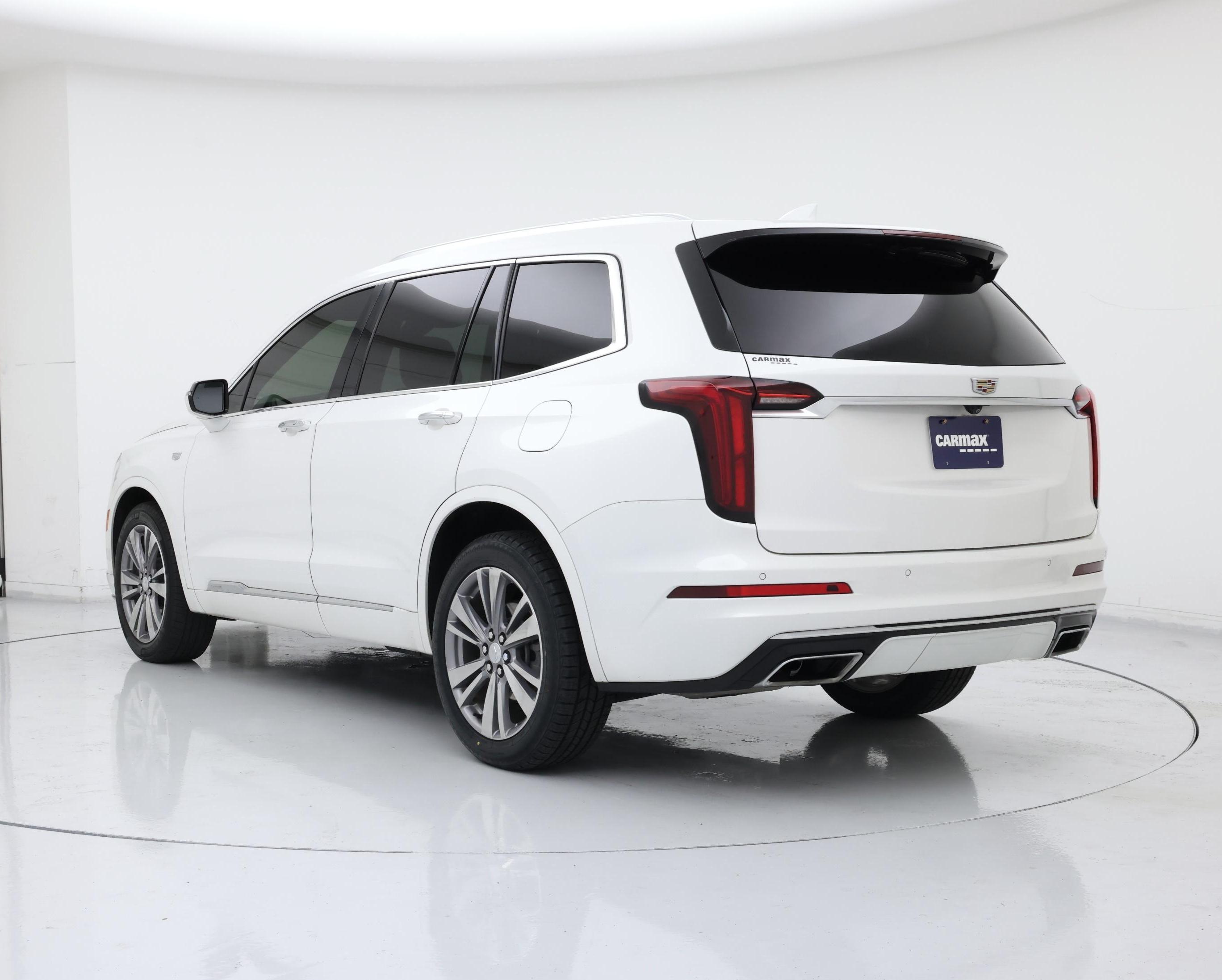 Thumbnail: 2022 Cadillac XT6 - 2