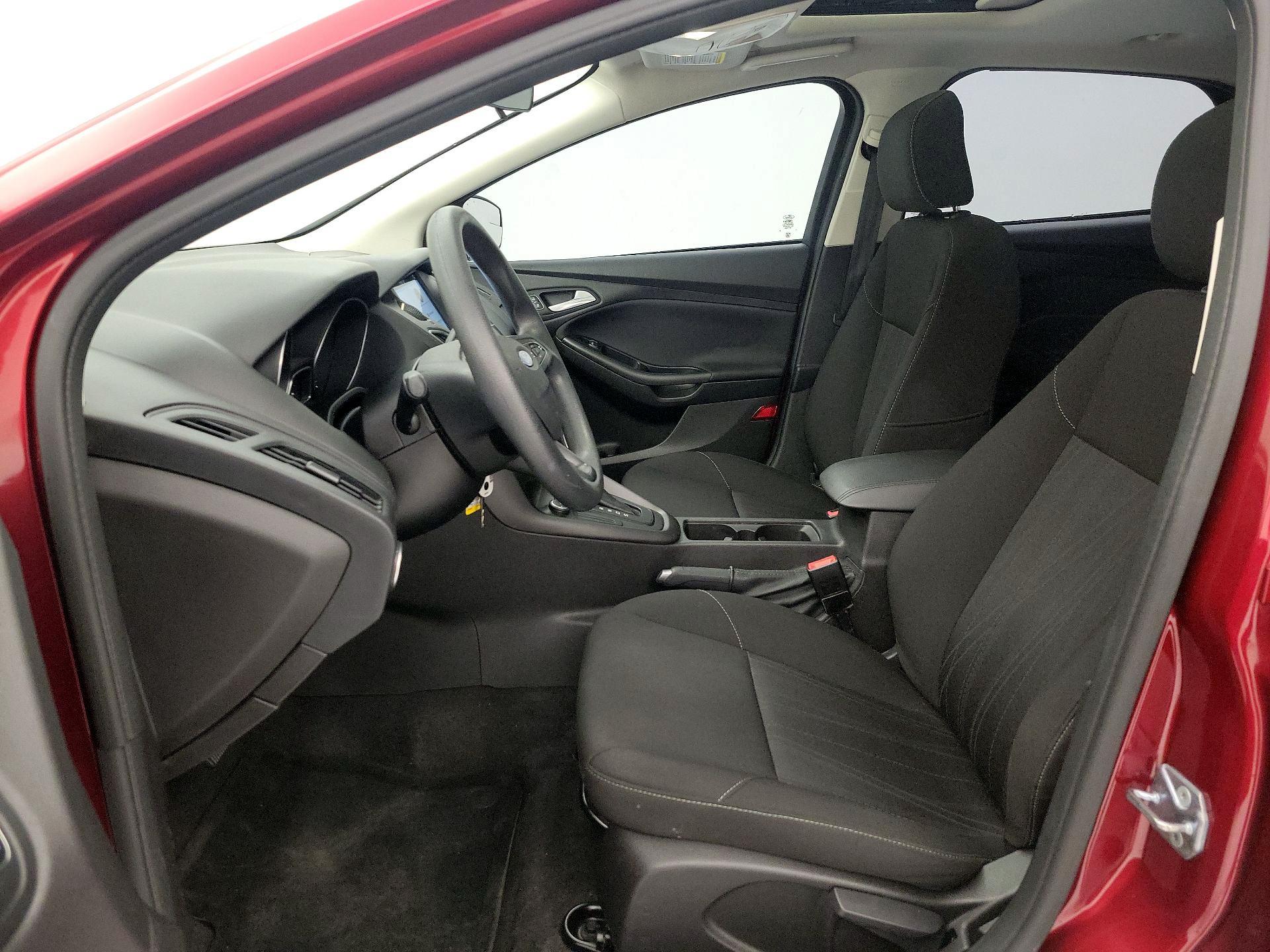 Thumbnail: 2017 Ford Focus - 11