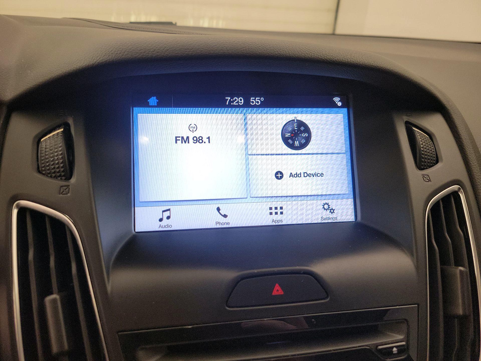 Thumbnail: 2017 Ford Focus - 15