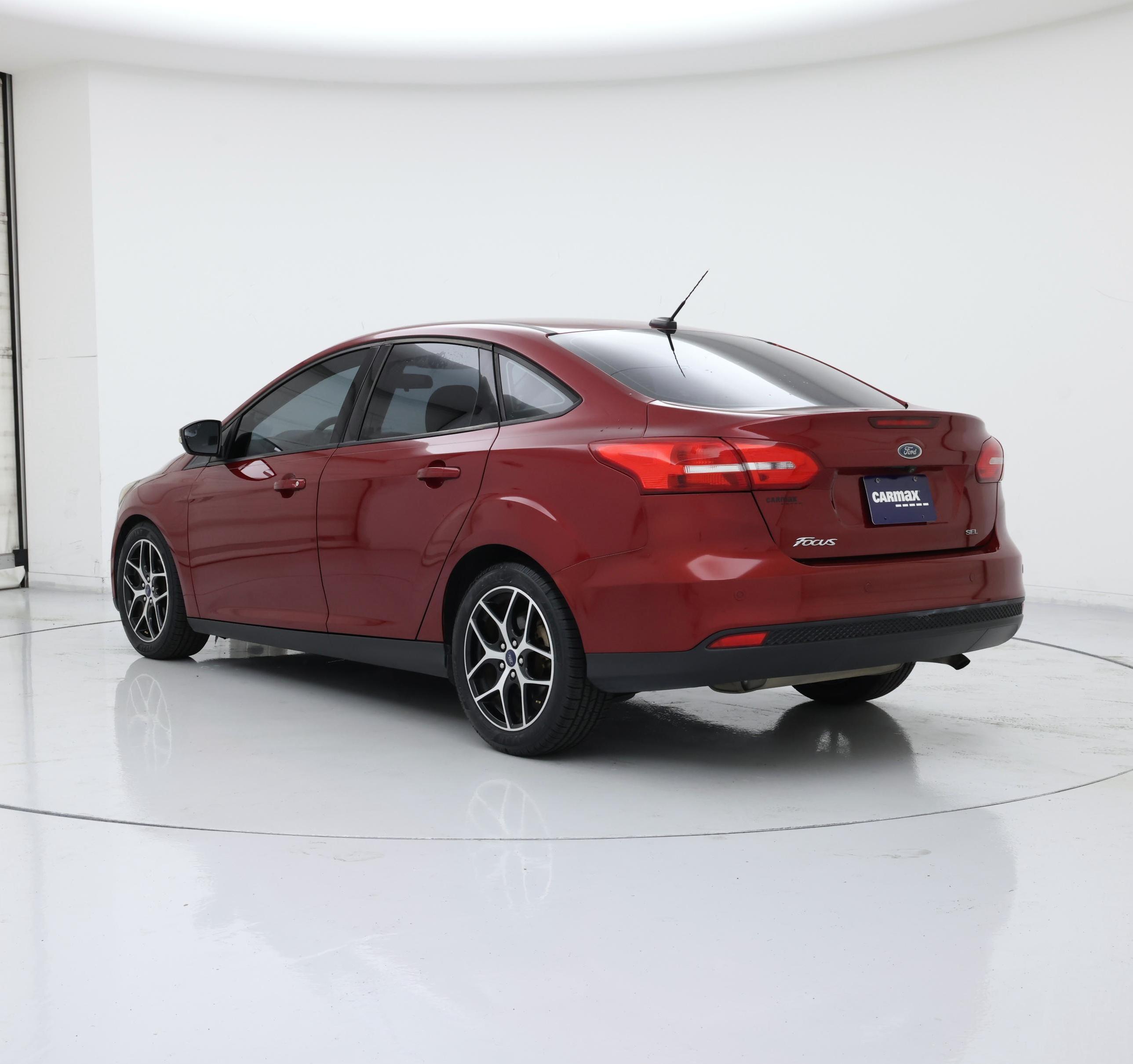 Thumbnail: 2017 Ford Focus - 2