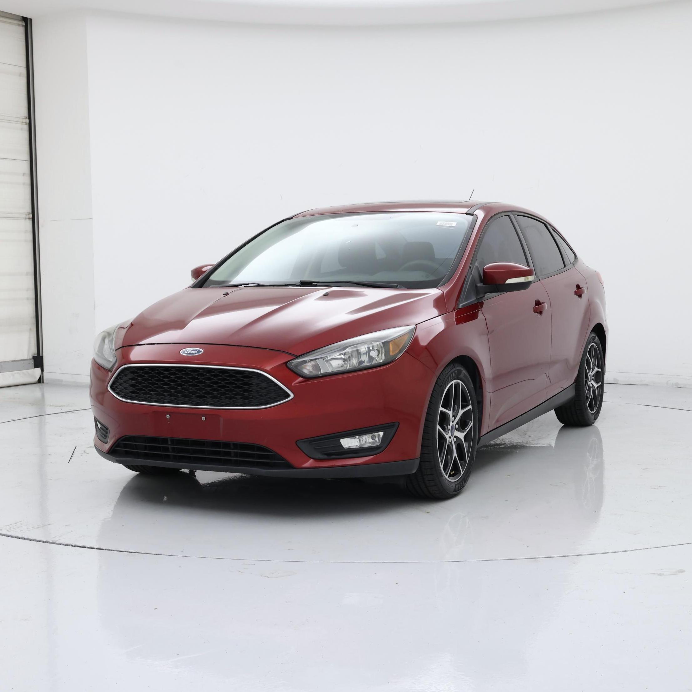 Thumbnail: 2017 Ford Focus - 4