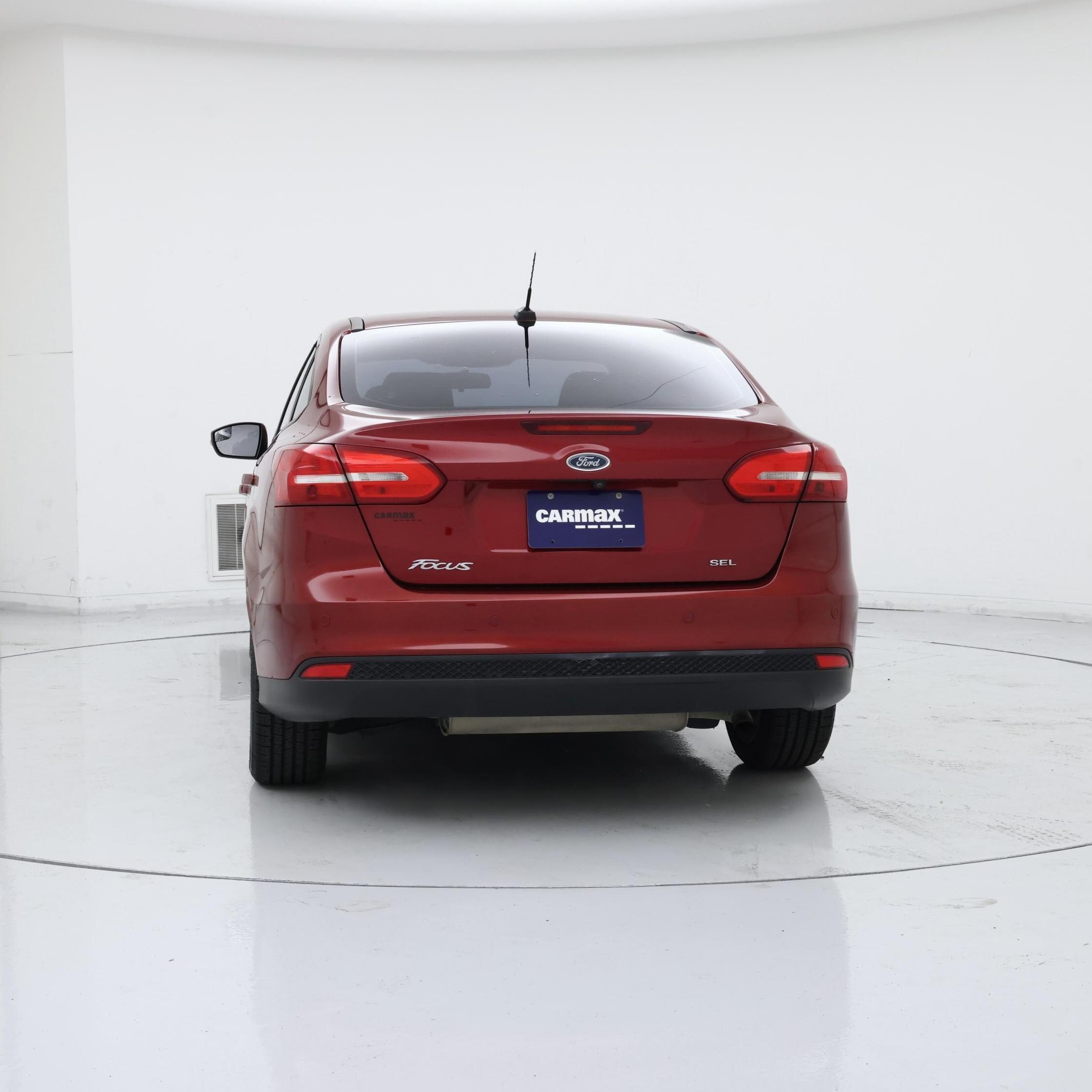 Thumbnail: 2017 Ford Focus - 6