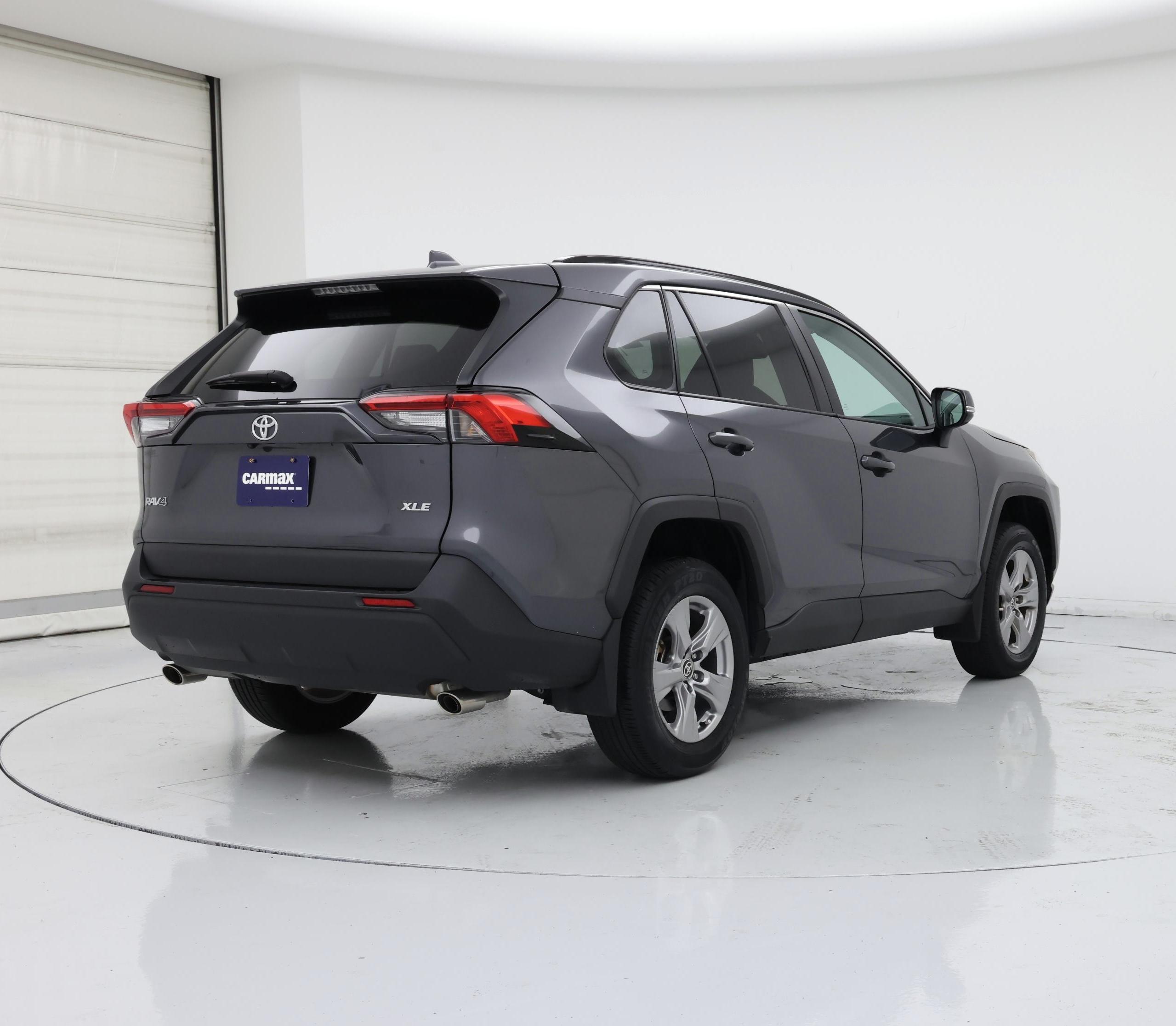 Thumbnail: 2024 Toyota RAV4 - 8