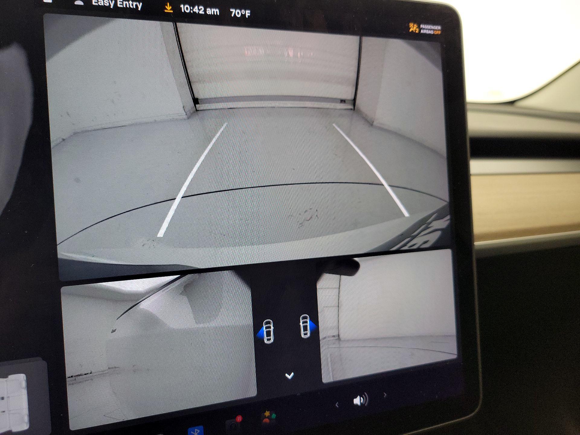 Thumbnail: 2023 Tesla Model 3 - 14