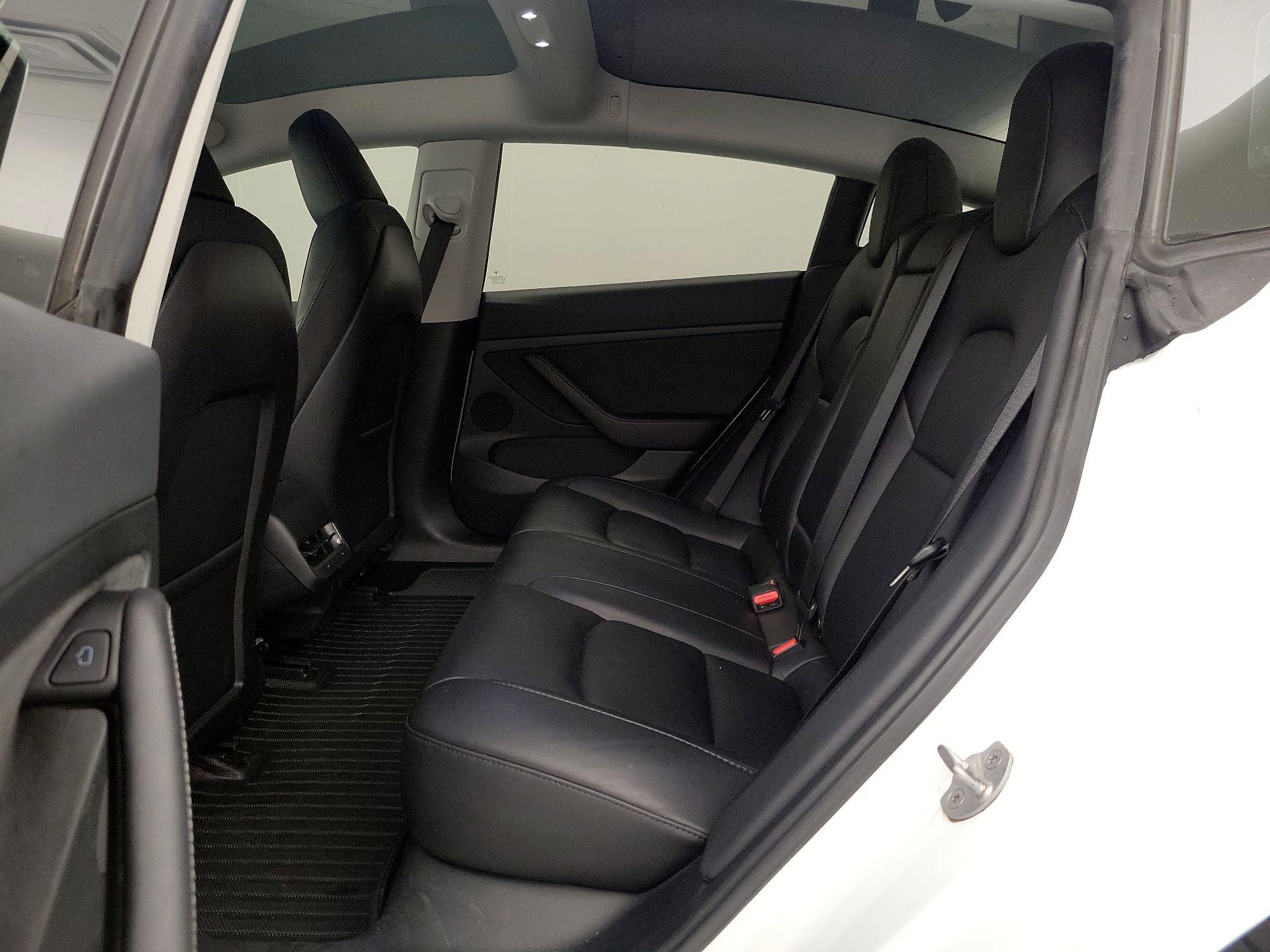 Thumbnail: 2023 Tesla Model 3 - 20