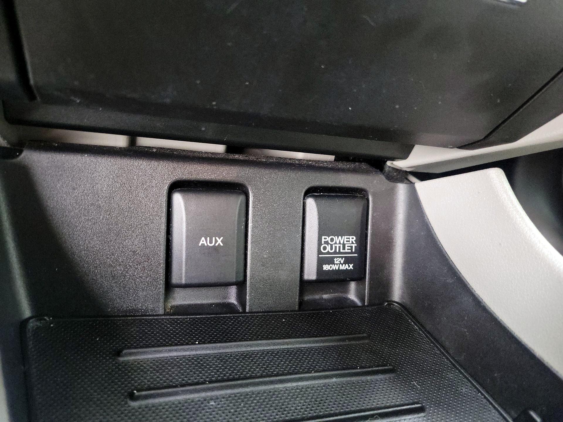 Thumbnail: 2015 Honda Civic - 18