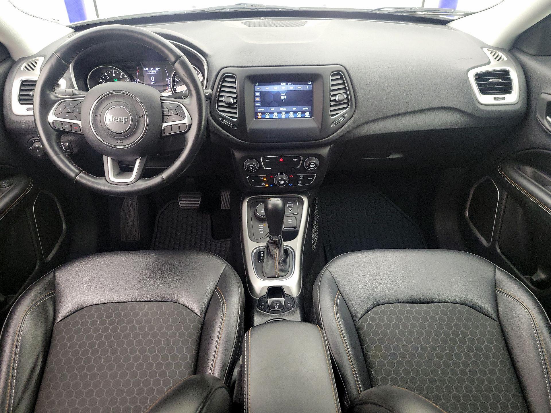 Thumbnail: 2019 Jeep Compass - 9