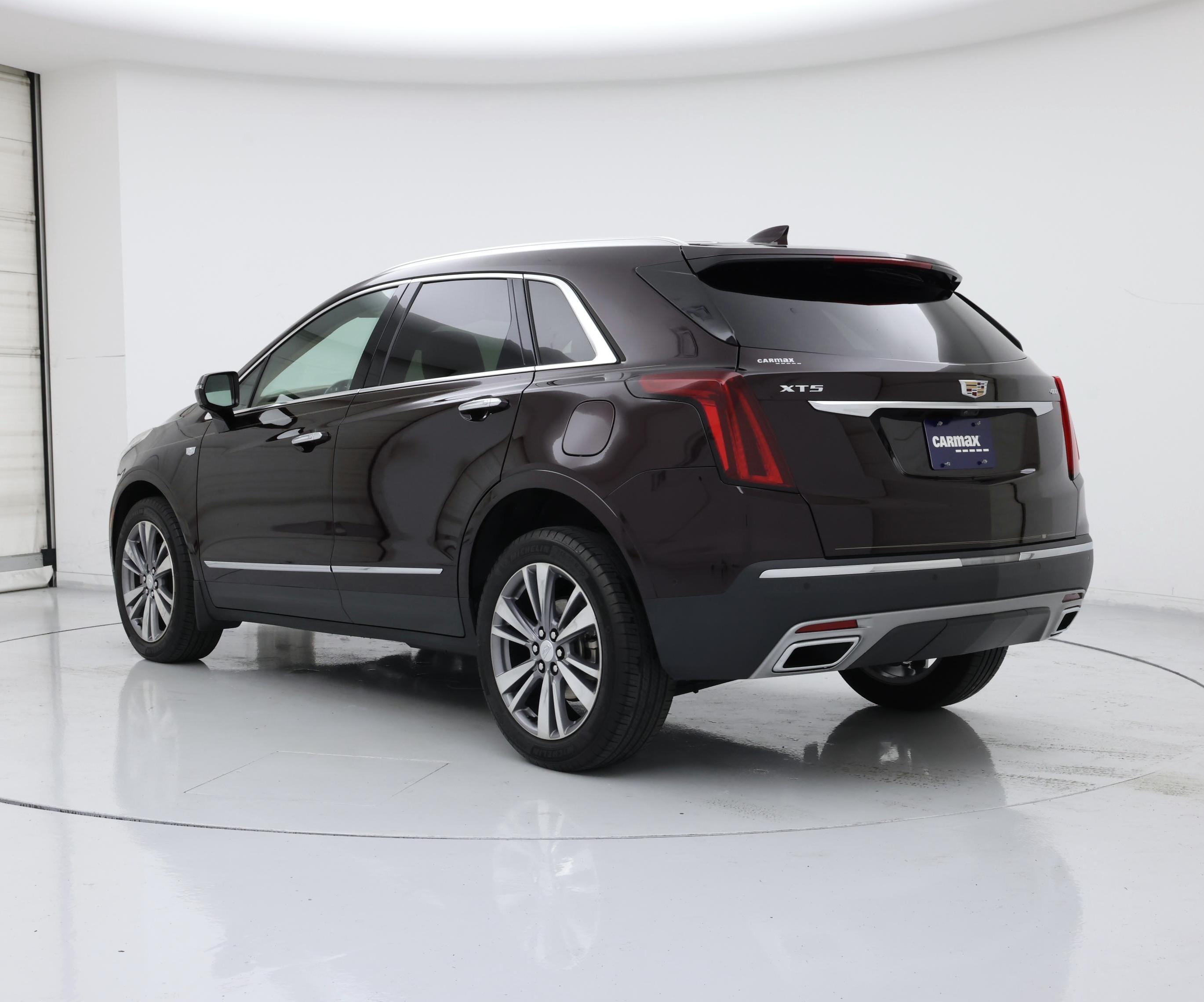 Thumbnail: 2020 Cadillac XT5 - 2