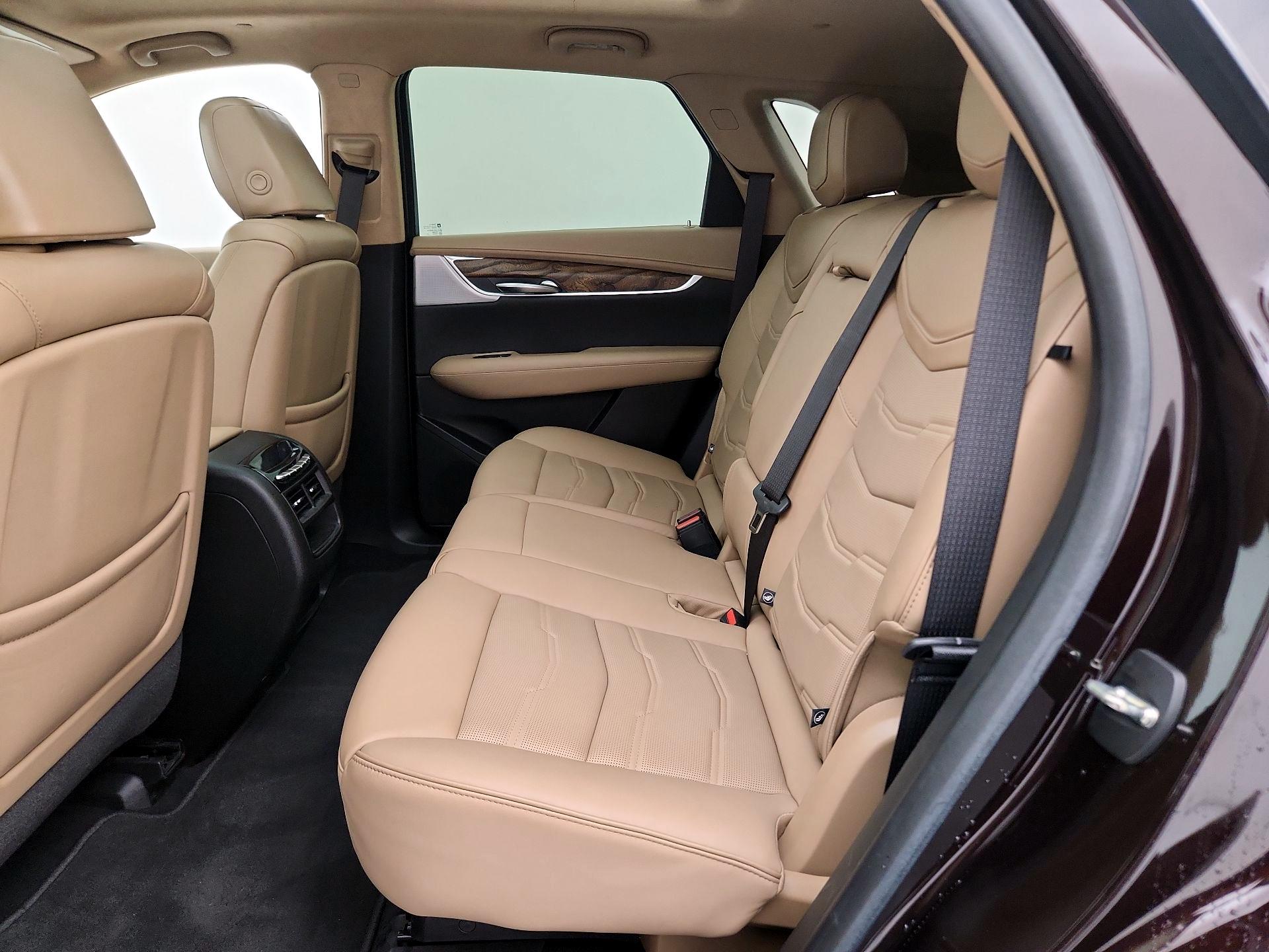 Thumbnail: 2020 Cadillac XT5 - 20