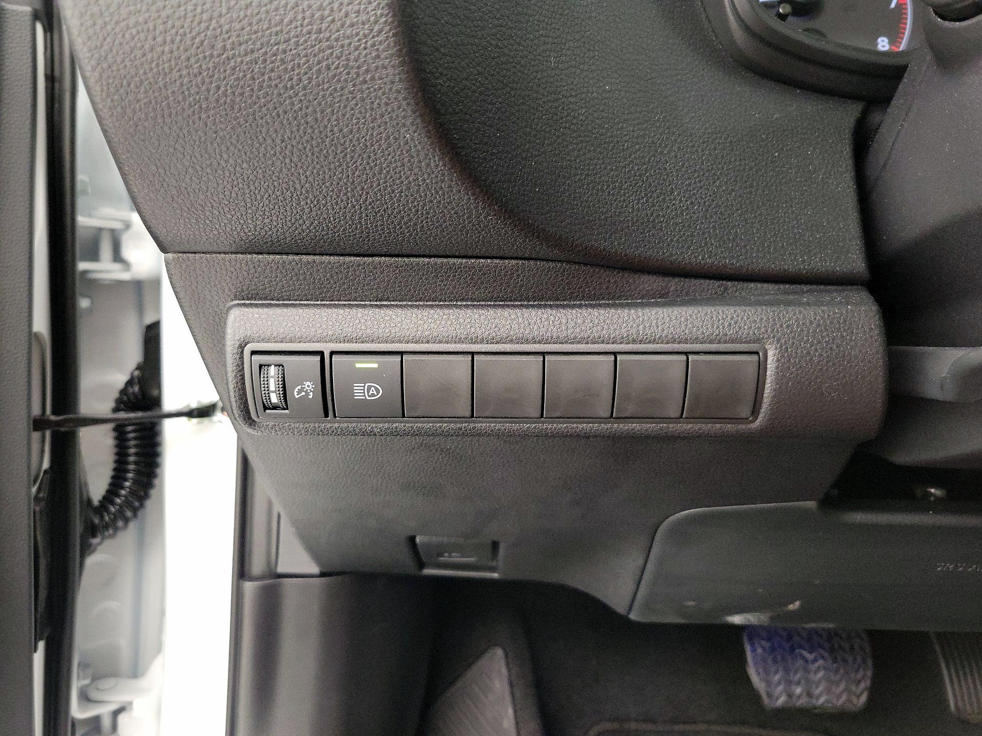 Thumbnail: 2025 Toyota Corolla - 13