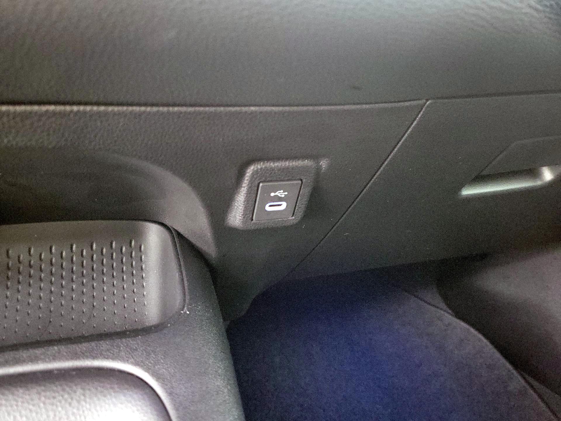 Thumbnail: 2025 Toyota Corolla - 18