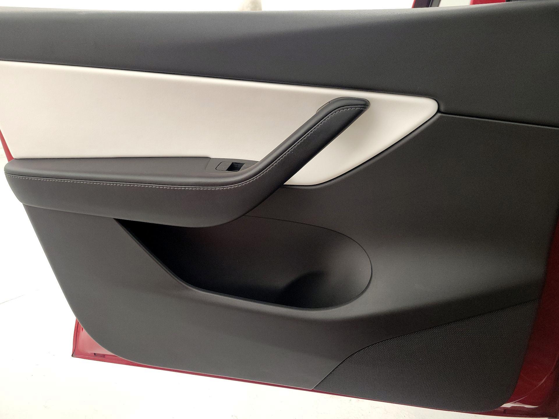 Thumbnail: 2021 Tesla Model Y - 12