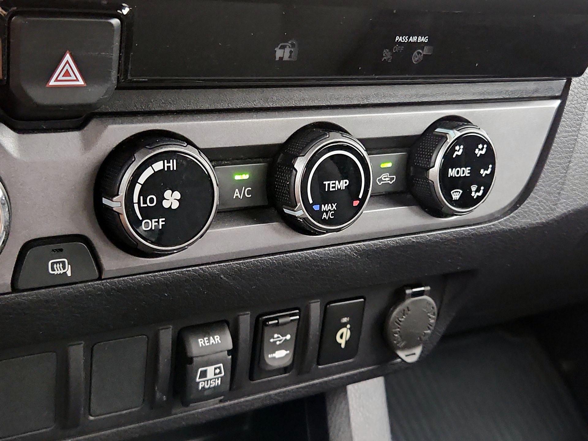 Thumbnail: 2018 Toyota Tacoma - 17