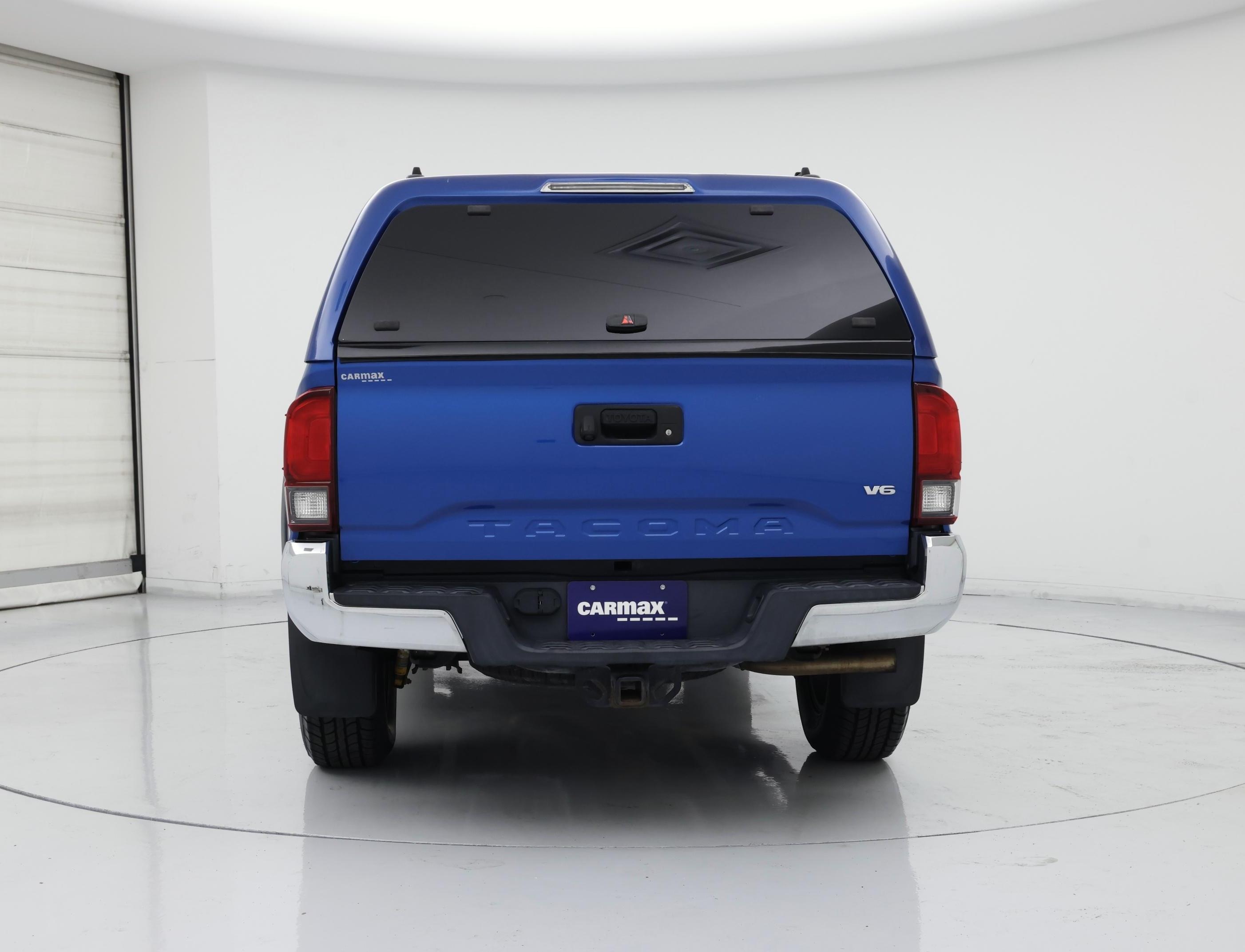 Thumbnail: 2018 Toyota Tacoma - 6