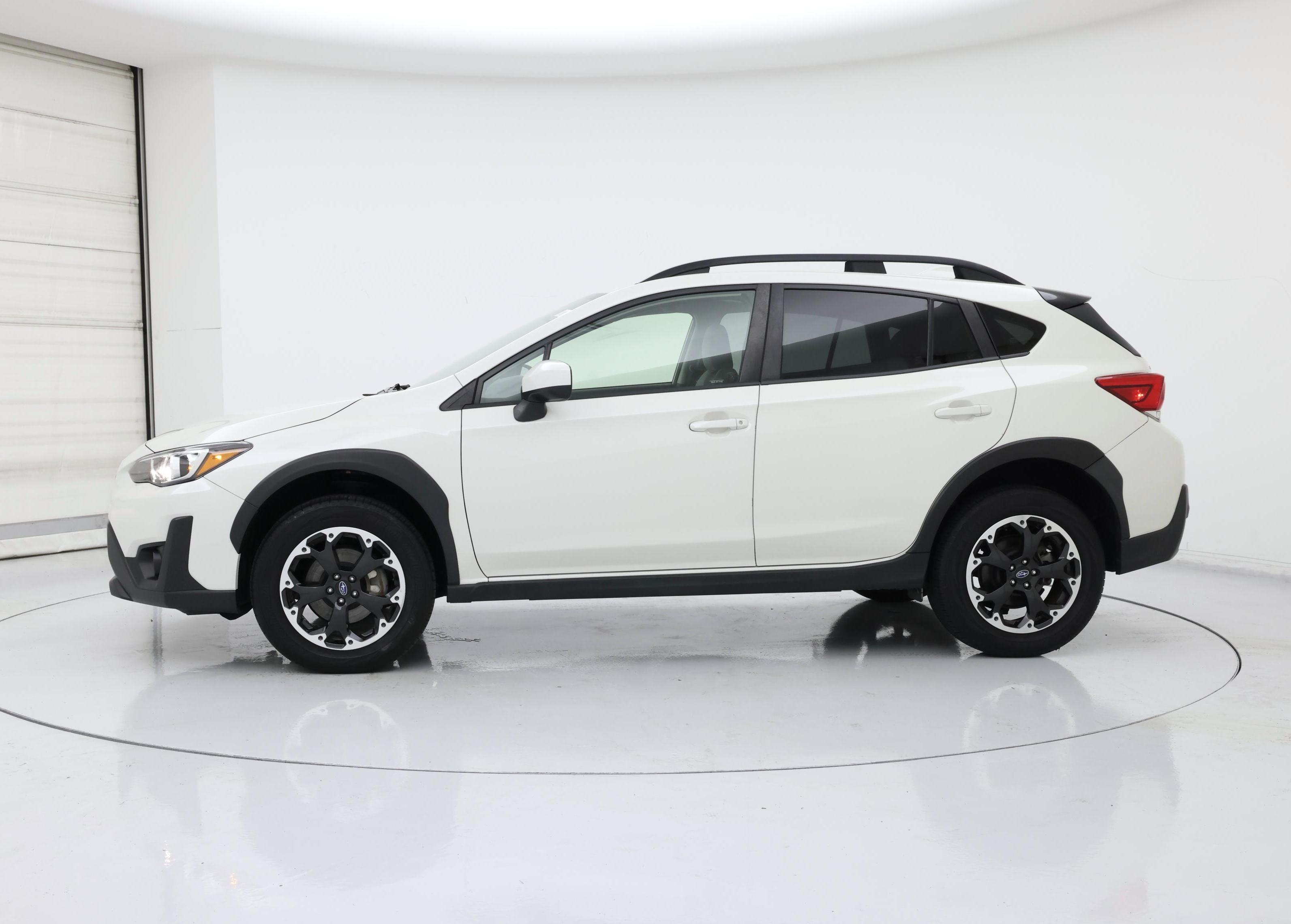 Thumbnail: 2022 Subaru Crosstrek - 3